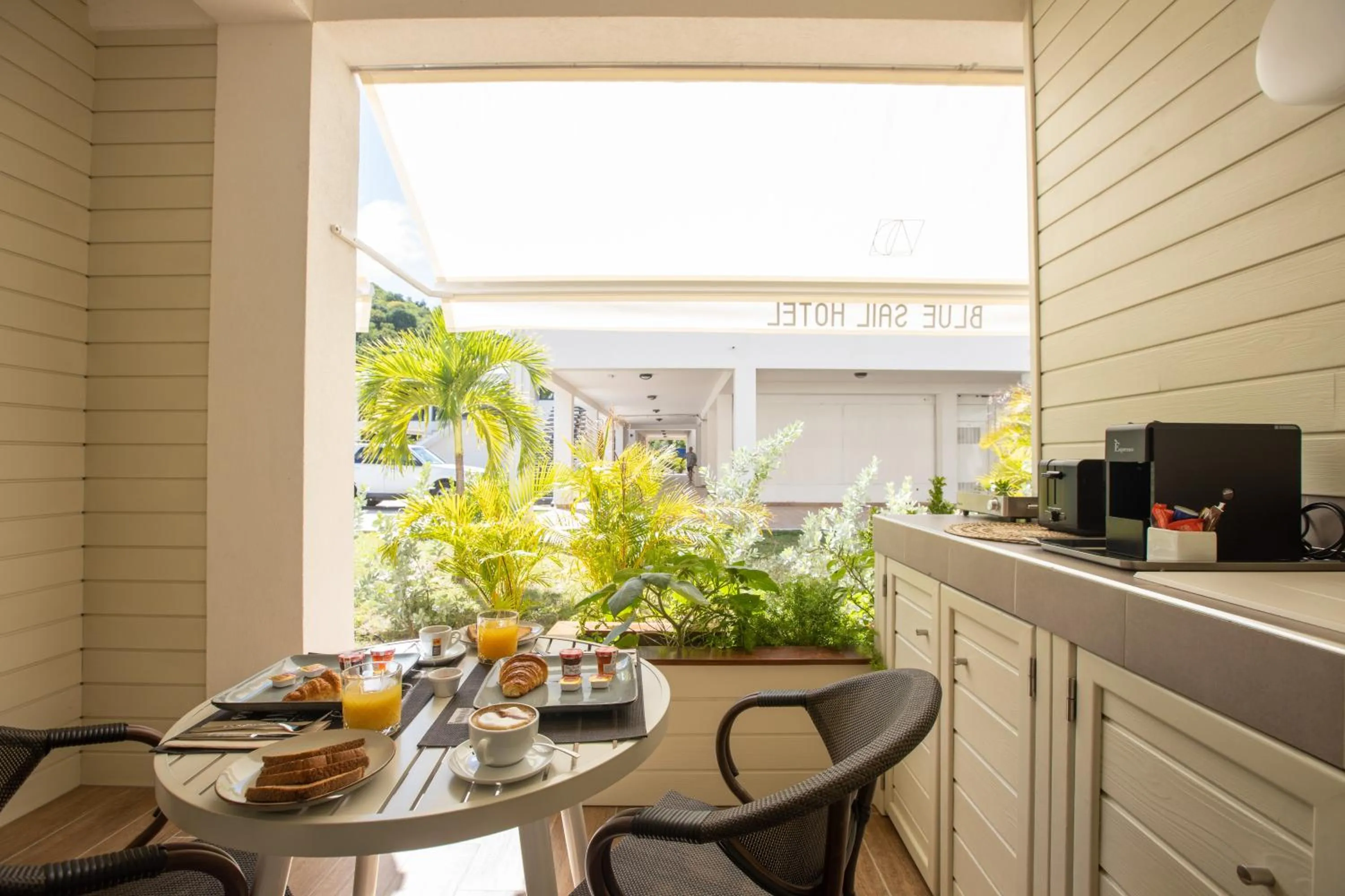 Balcony/Terrace in Blue Sail Hotel