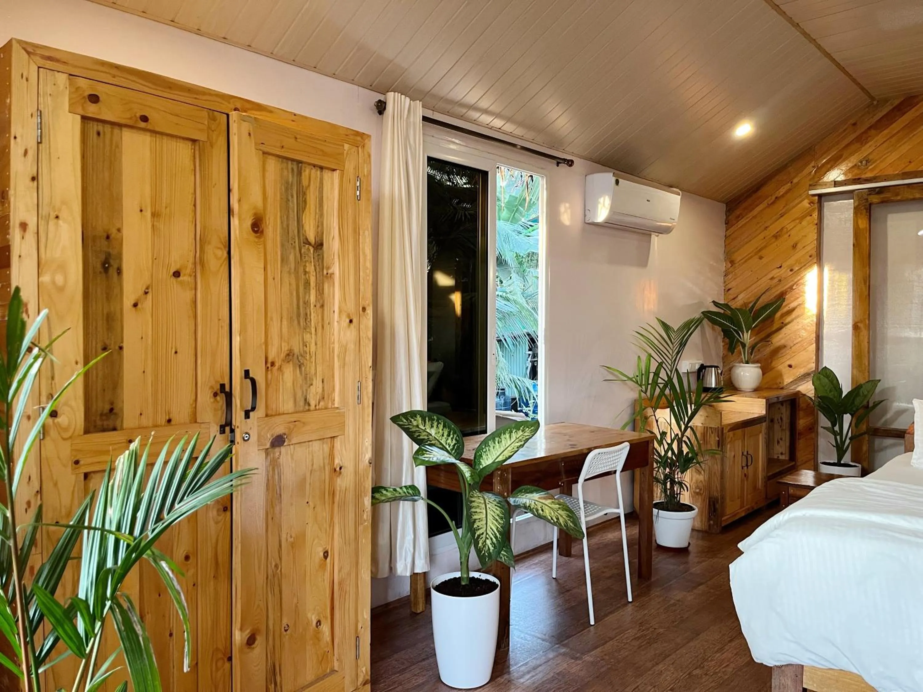 Bedroom, Bed in DucknChill-Agonda