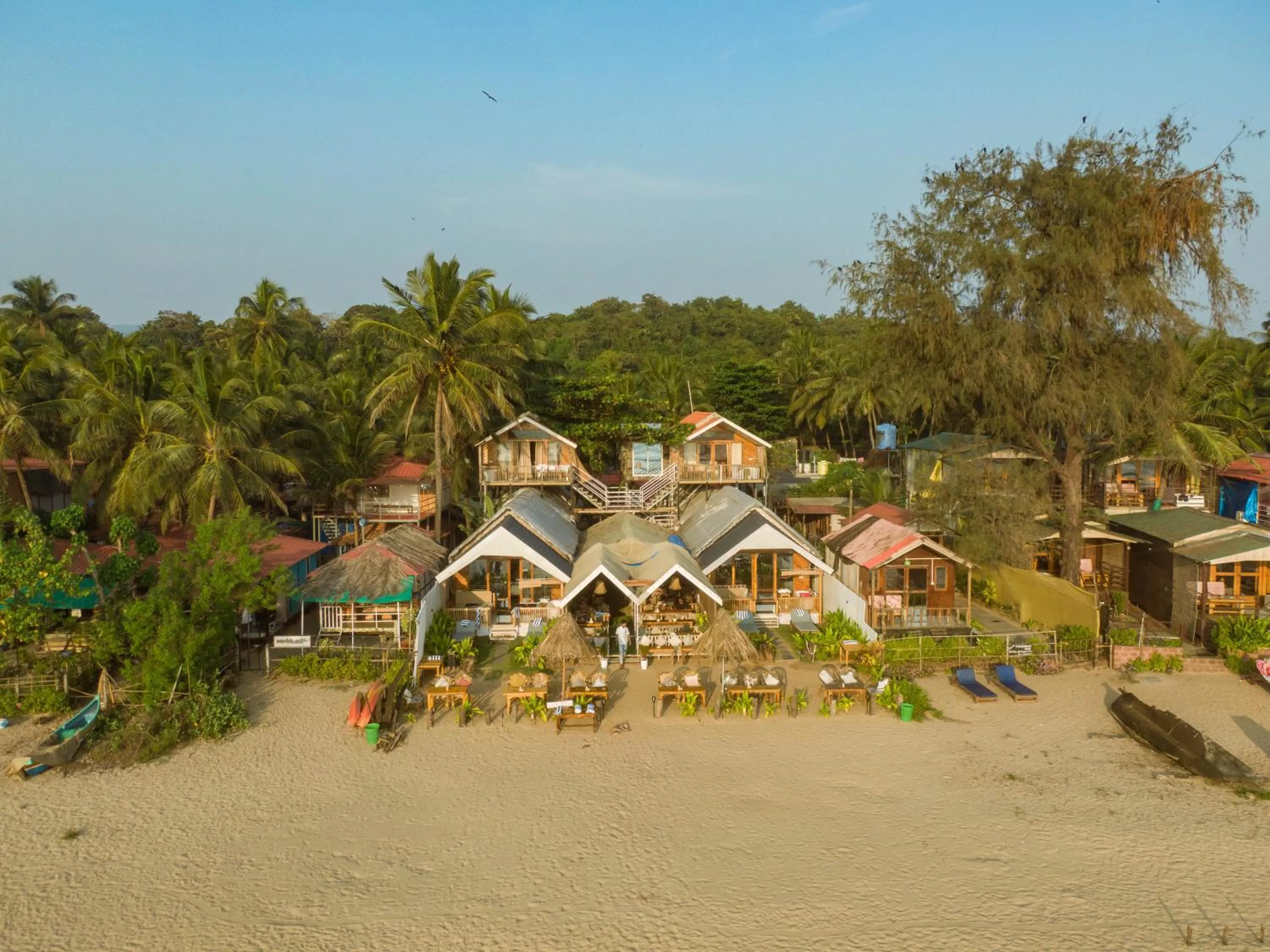 Property building in DucknChill-Agonda