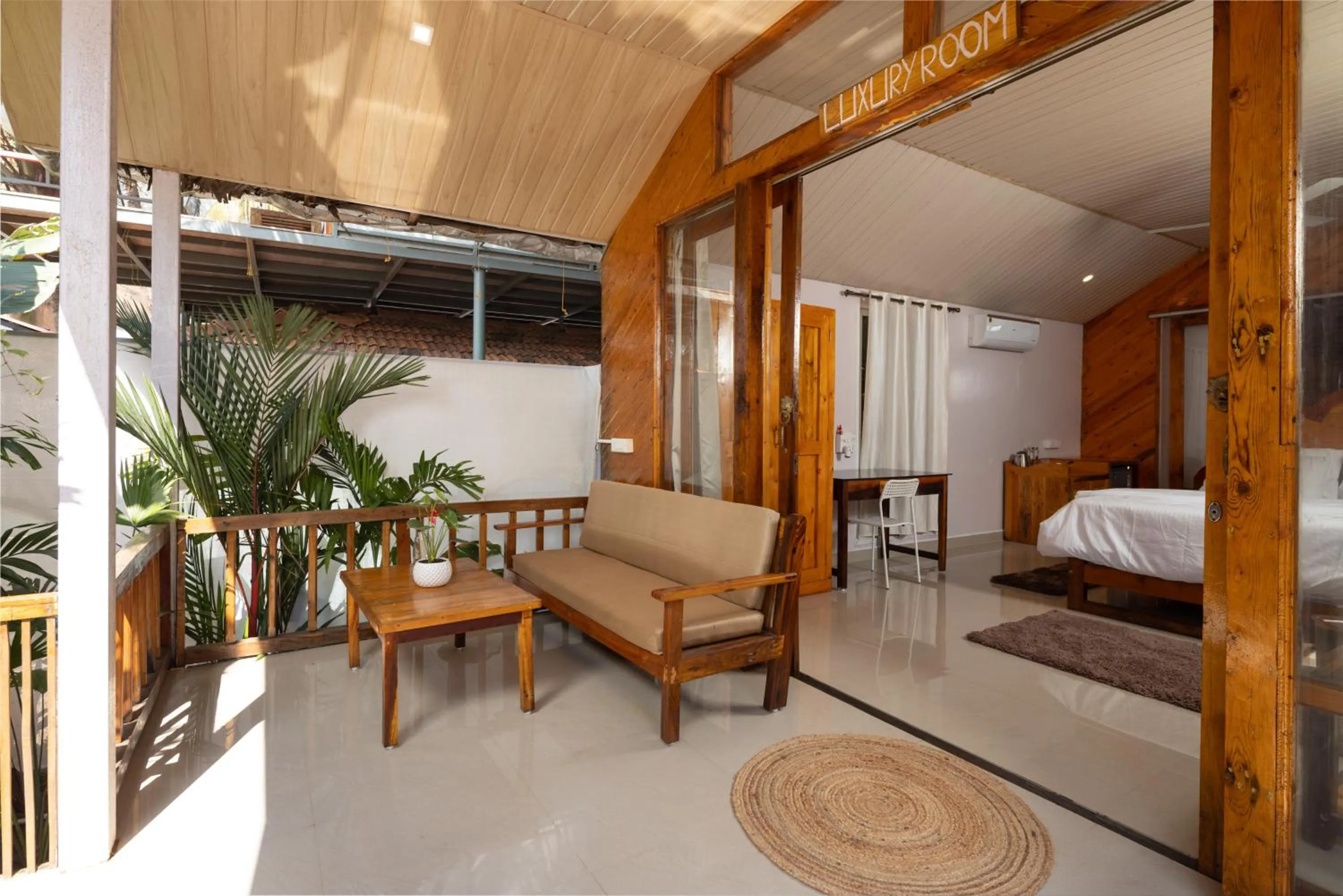 Balcony/Terrace, Bed in DucknChill-Agonda