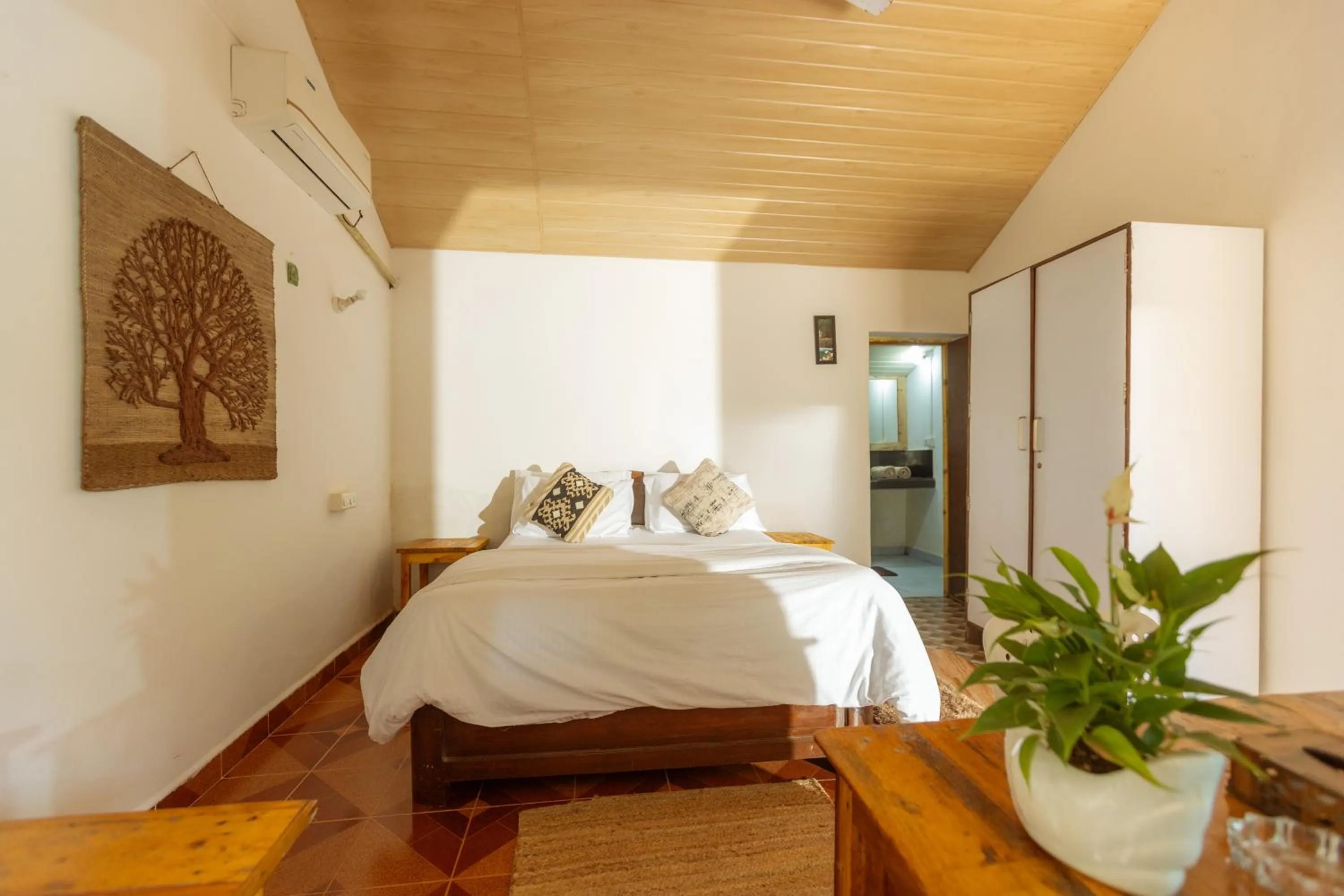 Bedroom, Bed in DucknChill-Agonda