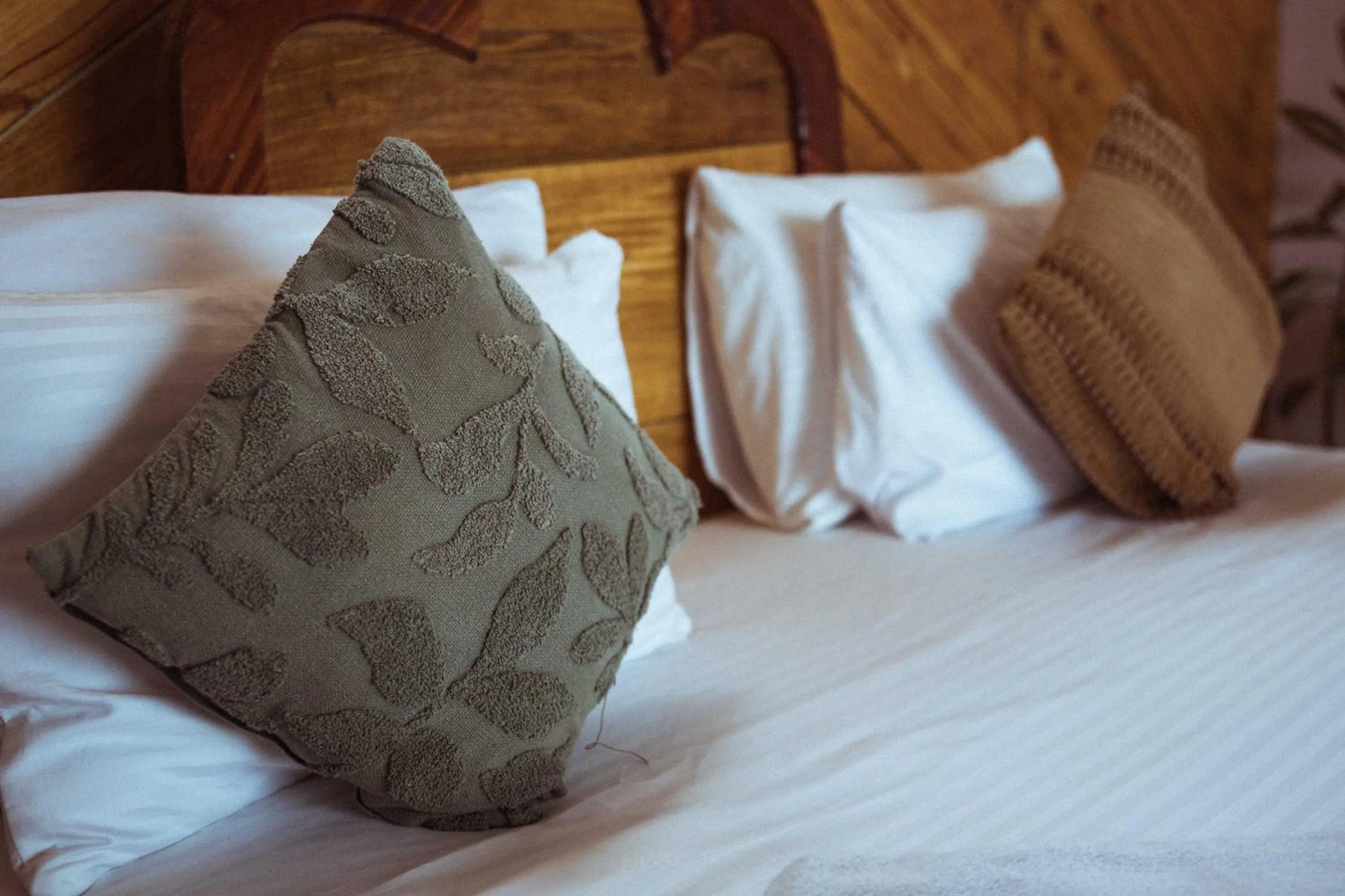 Bed in DucknChill-Agonda