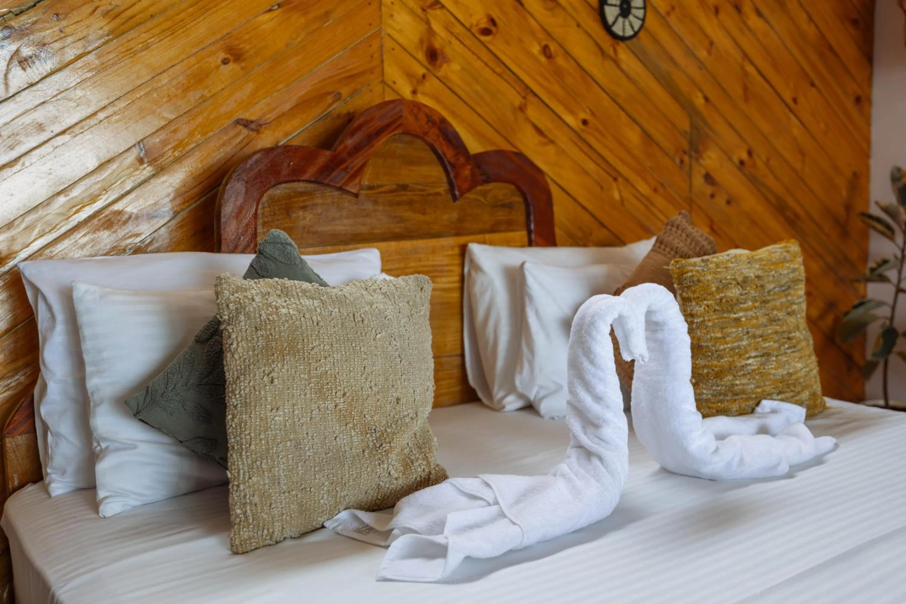 Bed in DucknChill-Agonda