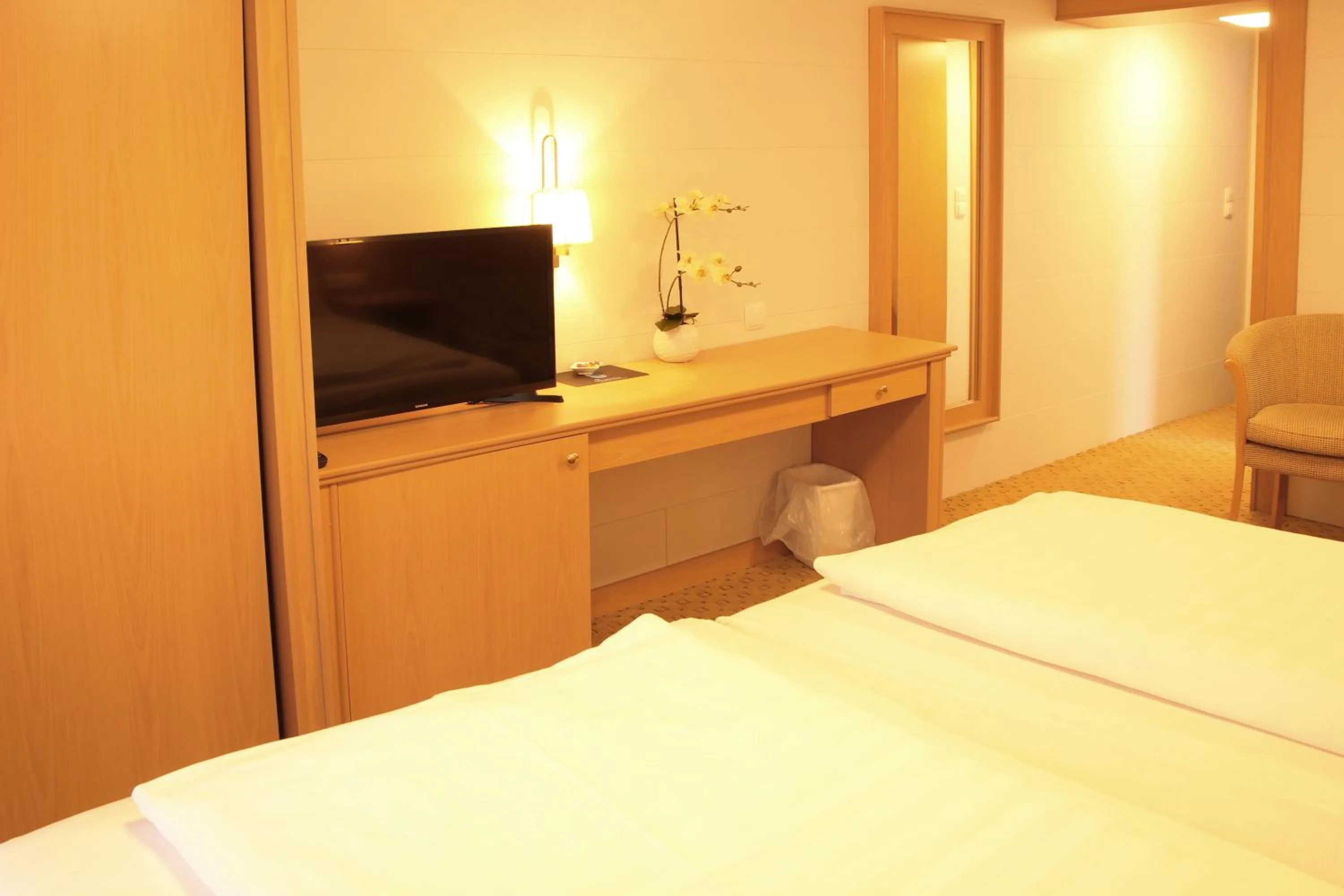 Bed in Hotel & Restaurant Bei Baki