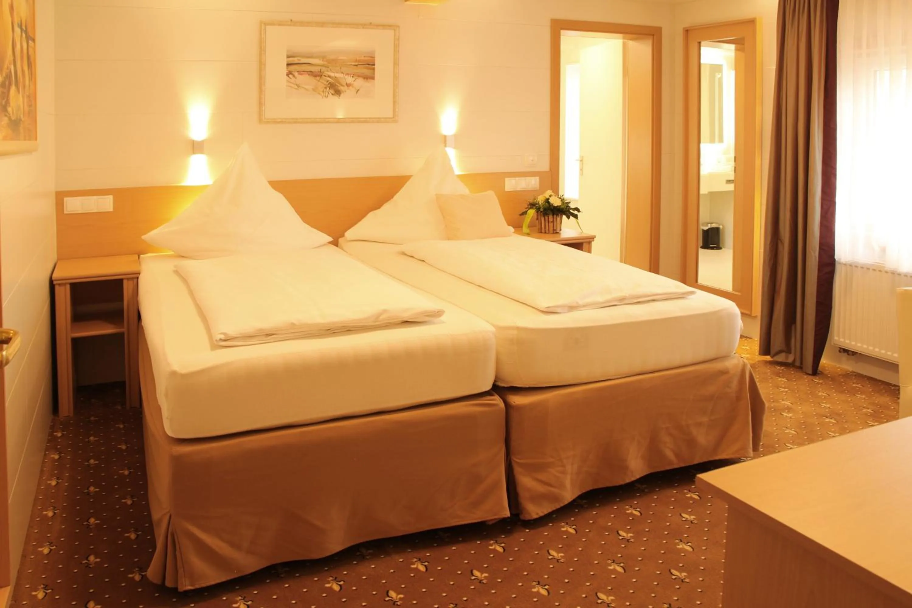 Bed in Hotel & Restaurant Bei Baki