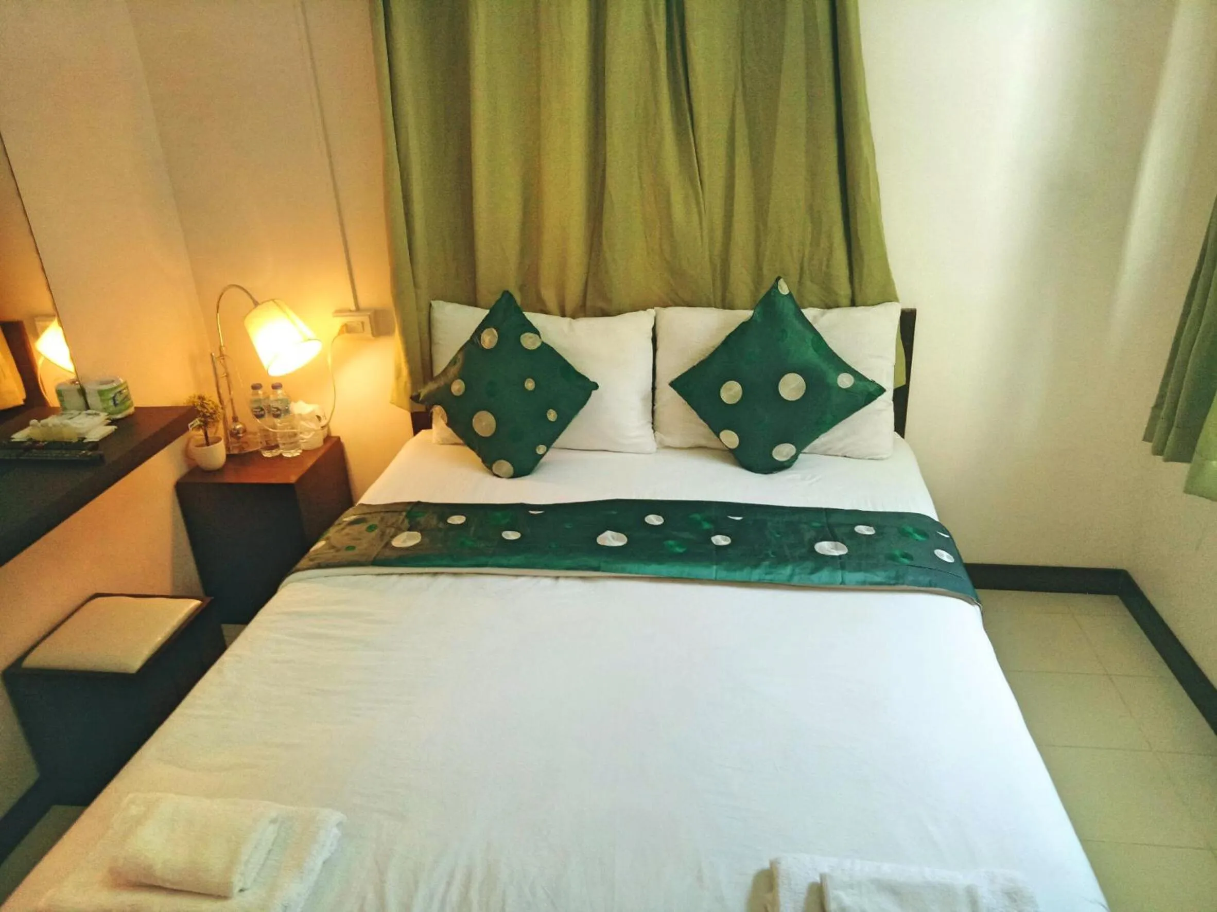 Bed in KK Lipe Resort