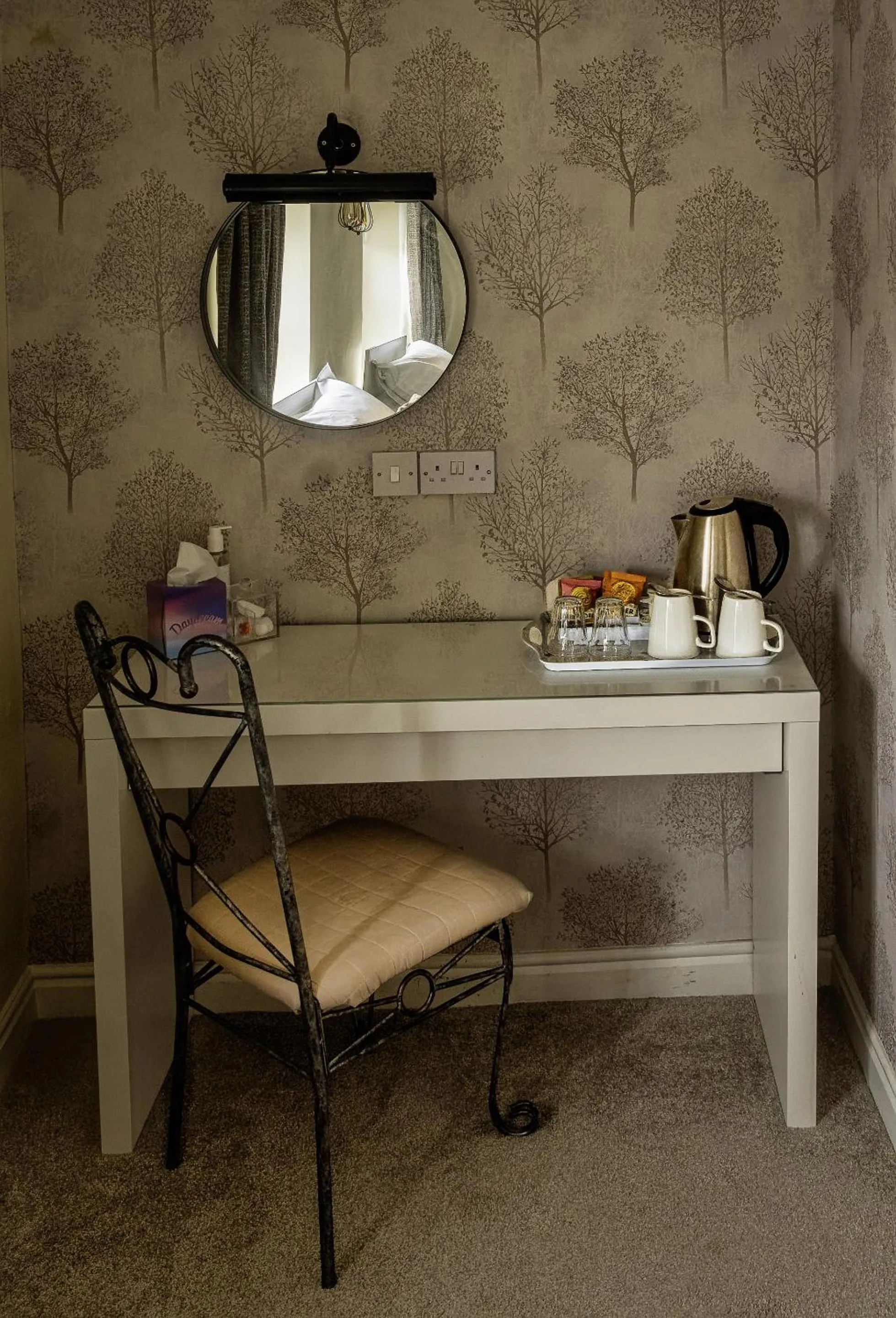 Bedroom in The Green Dragon at Bedale by OYO