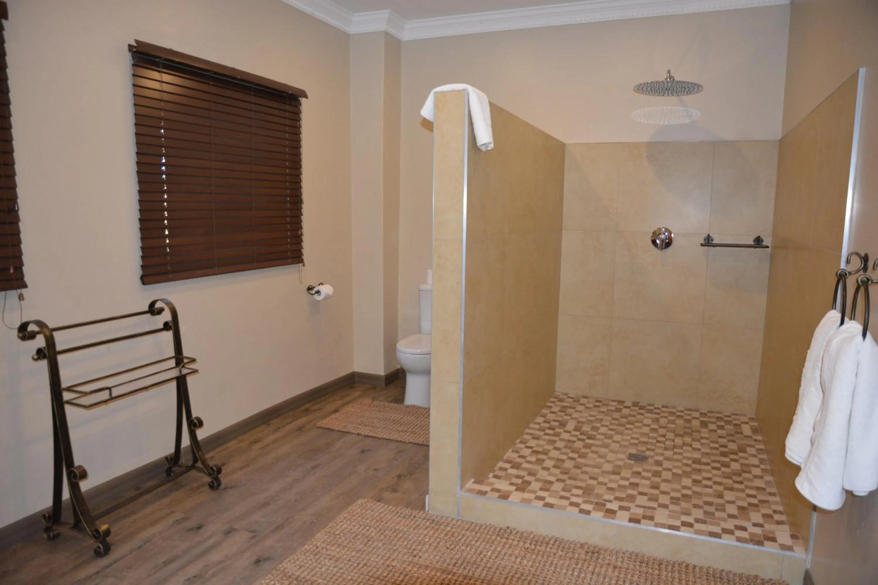 Shower in Zebra Kalahari Lodge