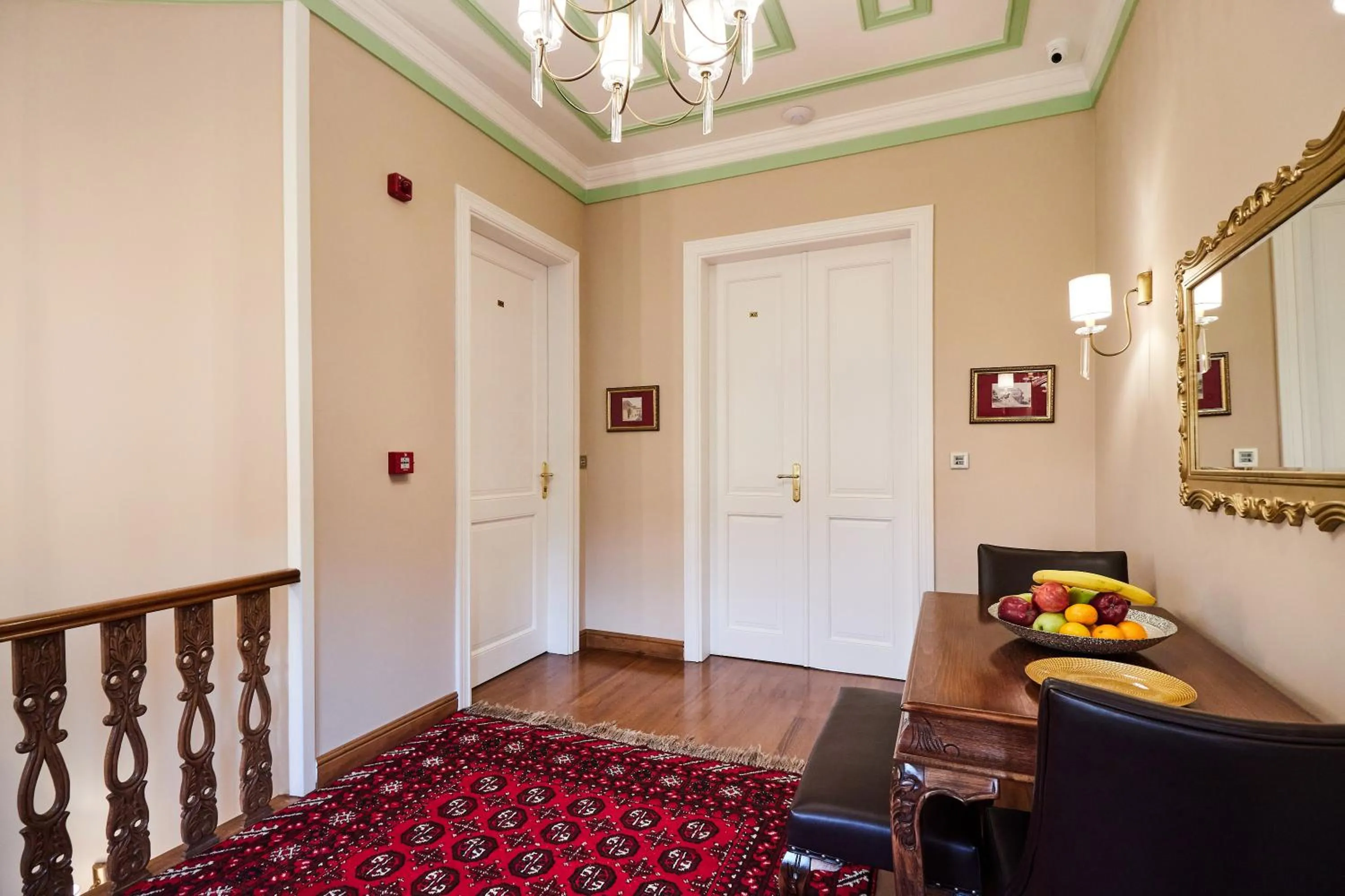 Seating area in White Palace Old City Boutique Hotel