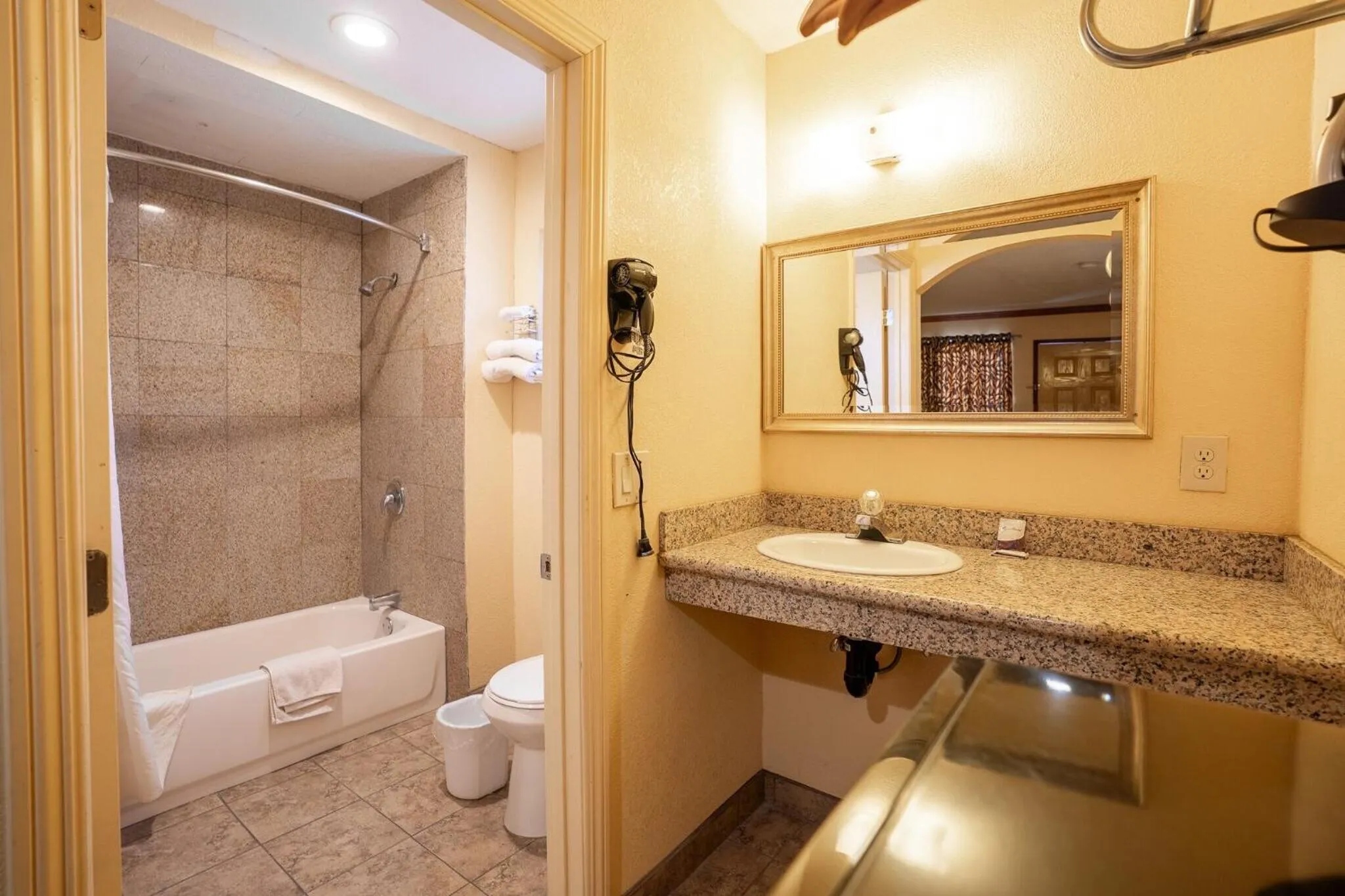 Bathroom in Sunstar Inn Los Banos near I-5