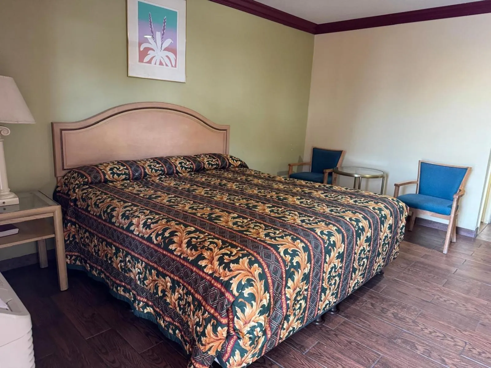 Bedroom, Bed in Sunstar Inn Los Banos near I-5