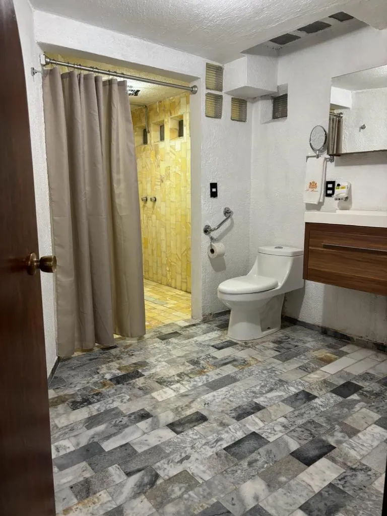 Bathroom in Hotel Boutique La Mansión Guadalajara