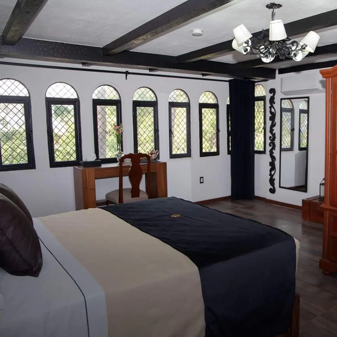 Bedroom in Hotel Boutique La Mansión Guadalajara