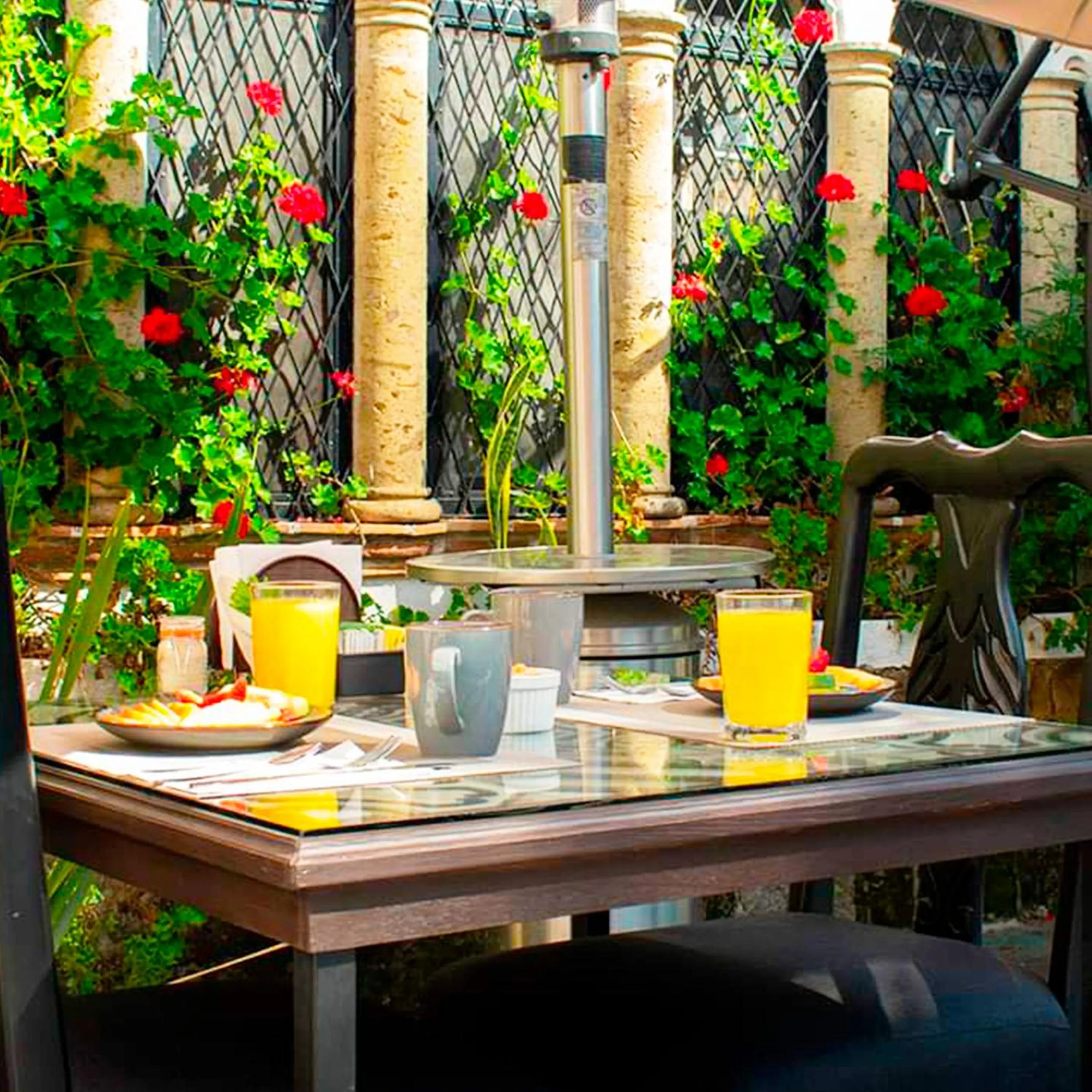 Breakfast in Hotel Boutique La Mansión Guadalajara