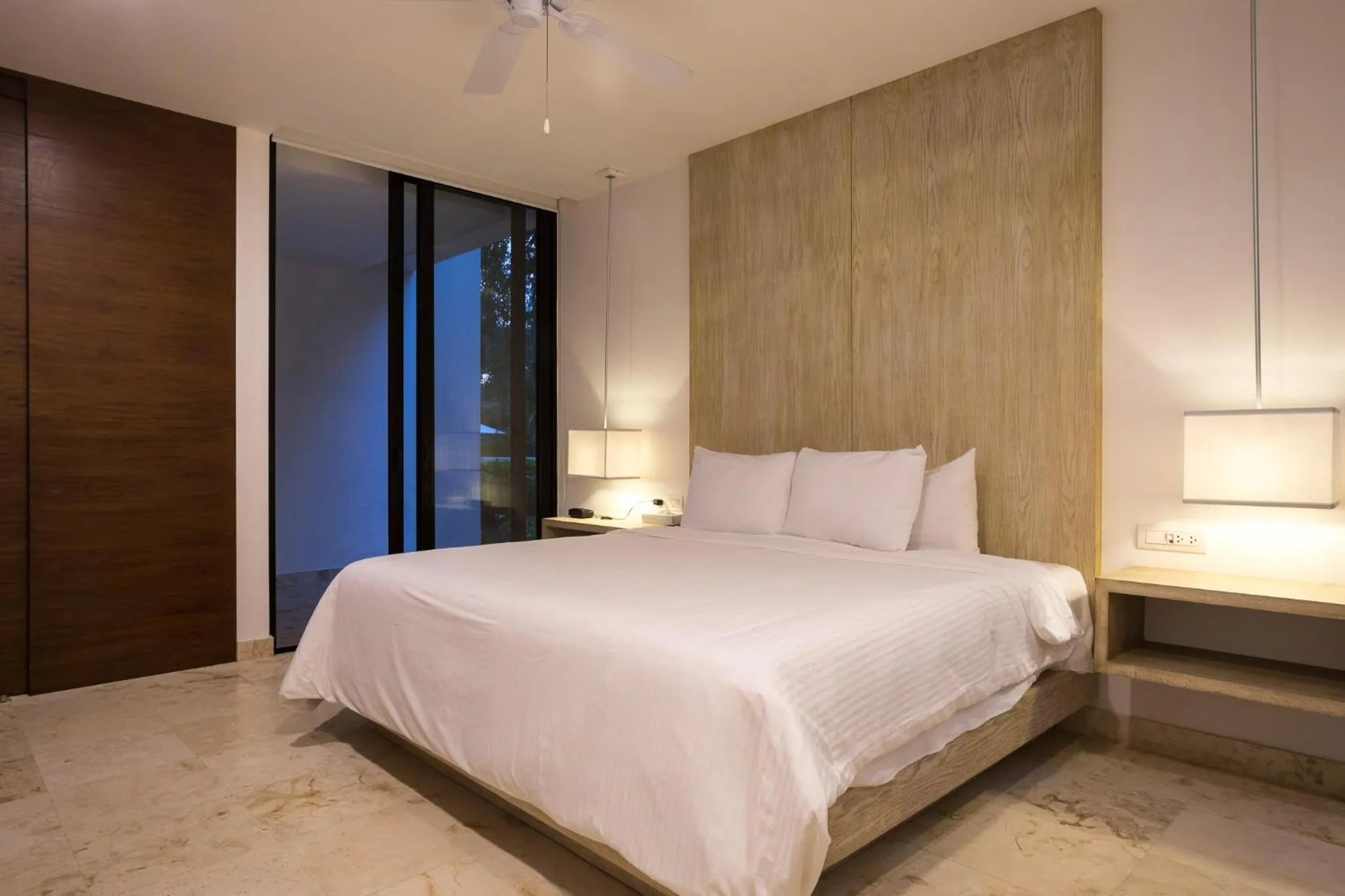 Bed in Lovely 1 Bedroom Condo with plunge pool In Bahia Principe Golf Resort