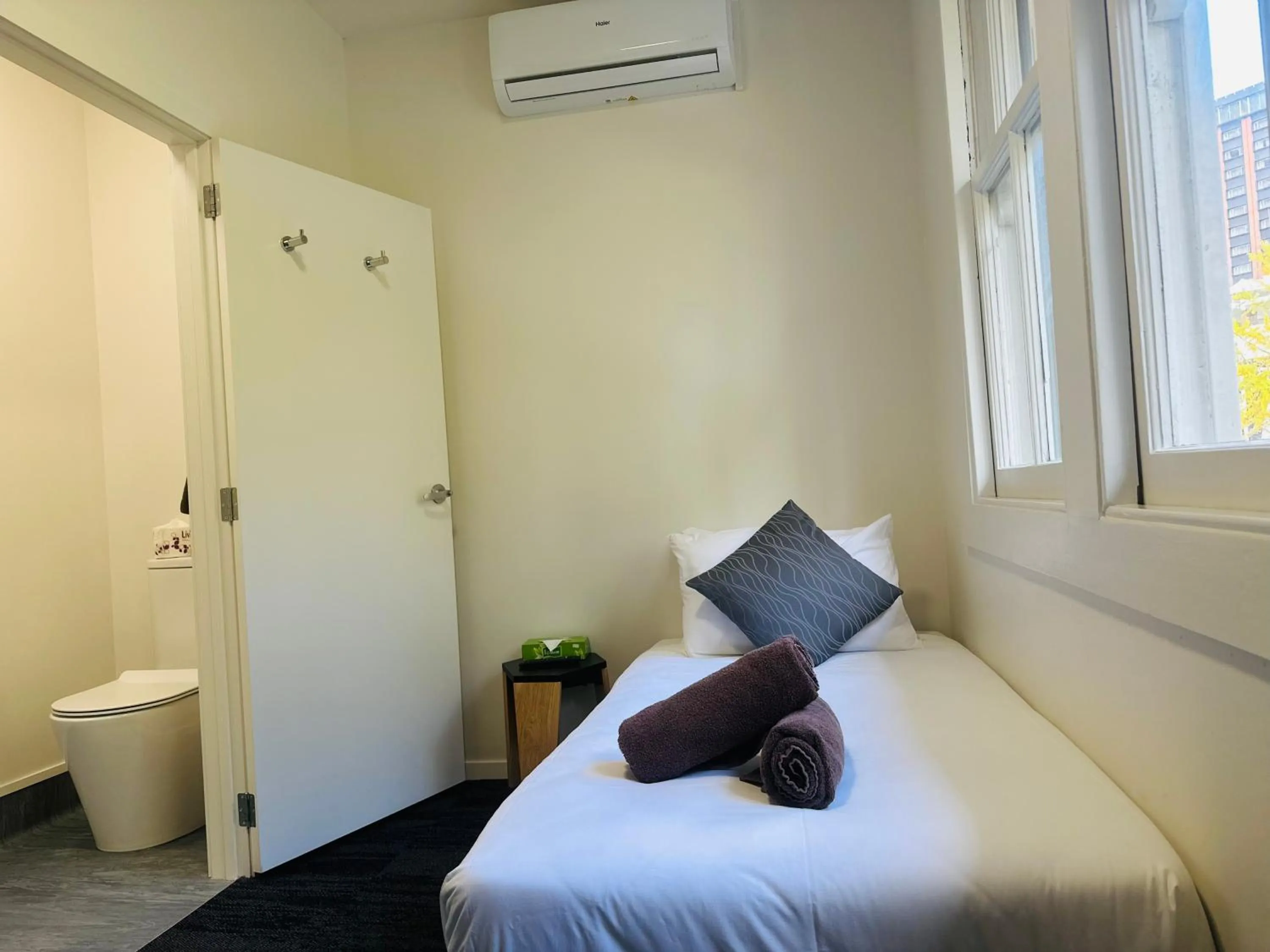 Garden, Bed in Gamma Hotel