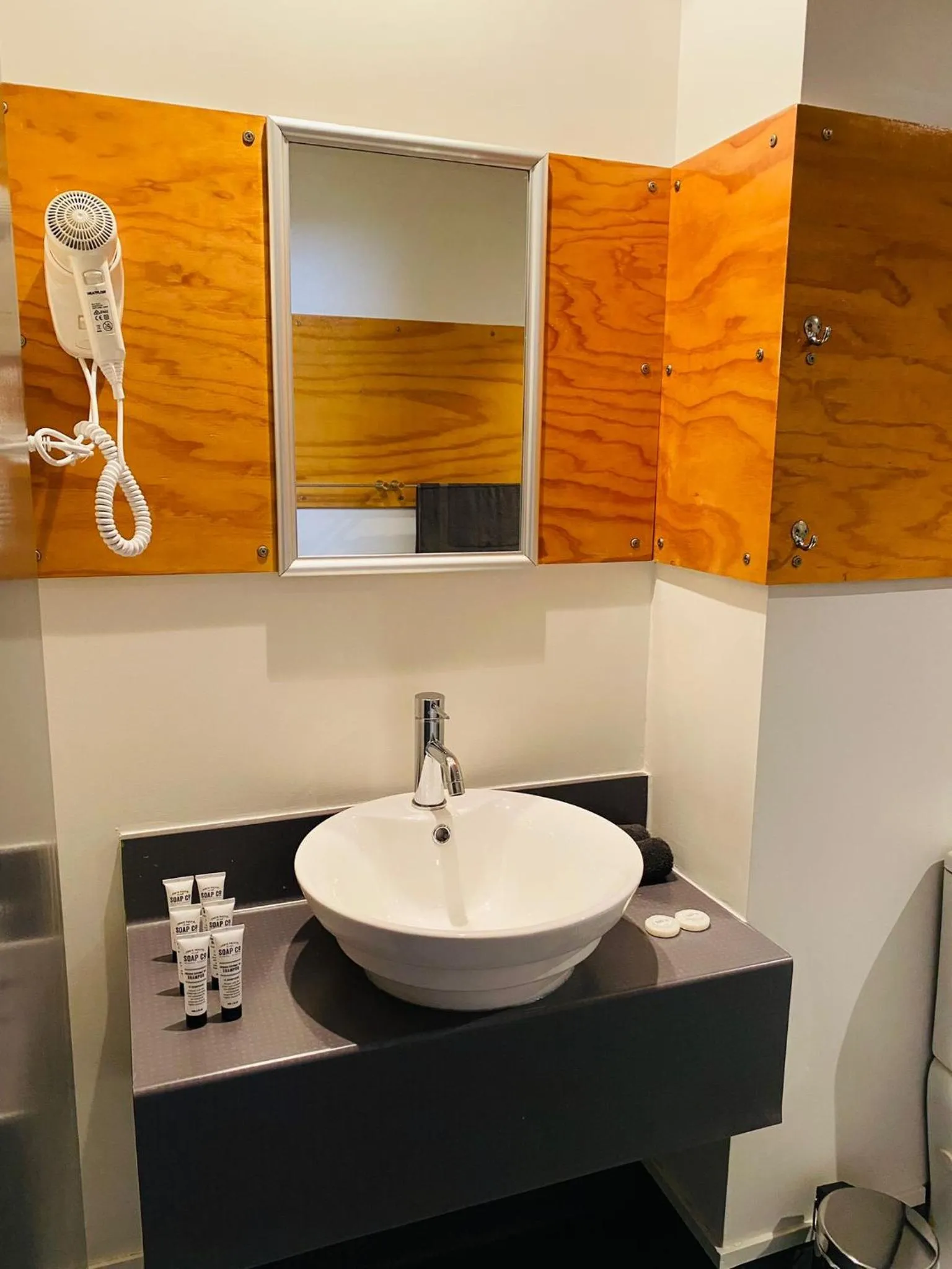 Bathroom in Gamma Hotel