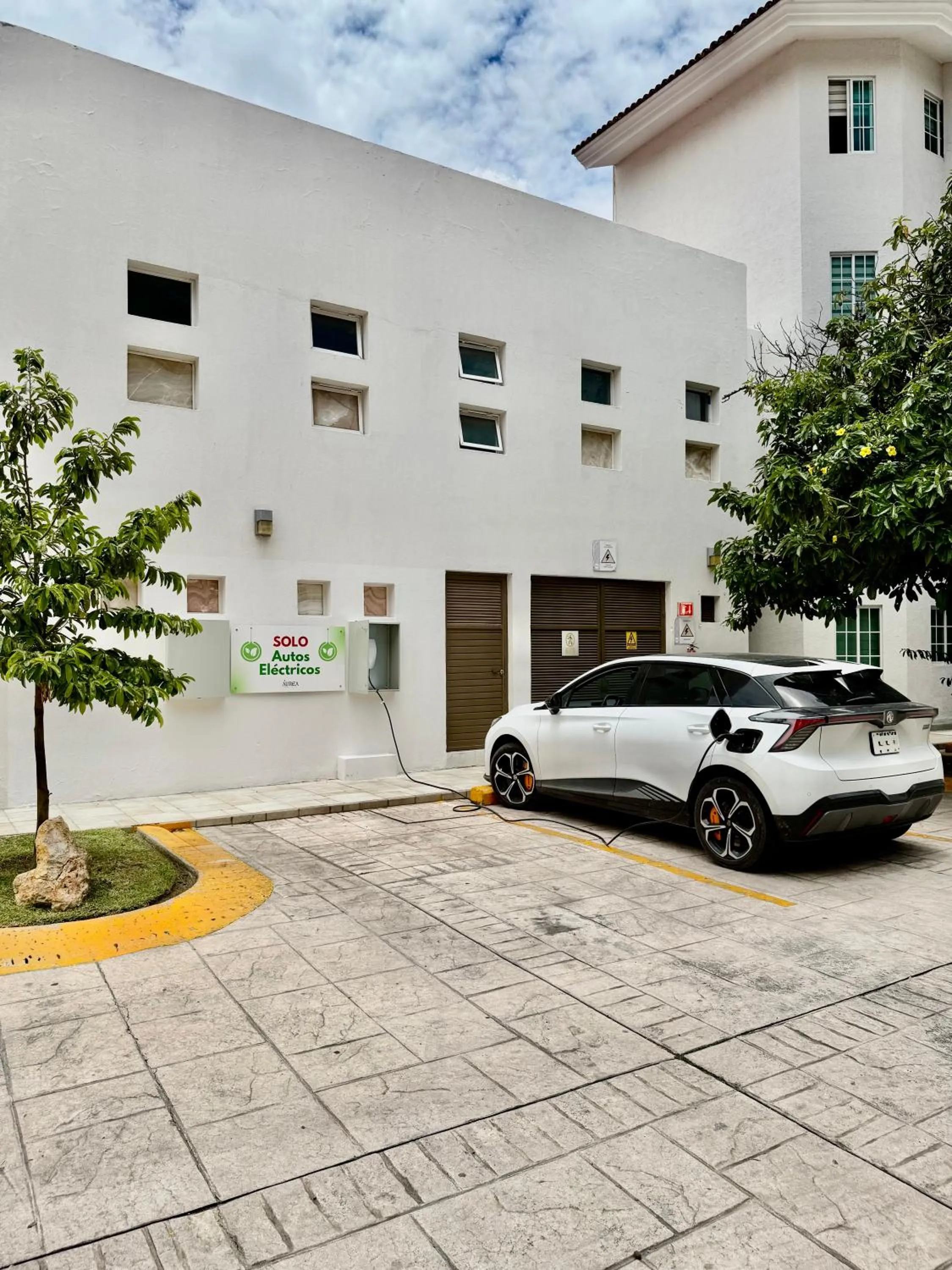 Property building in Áurea Hotel and Suites