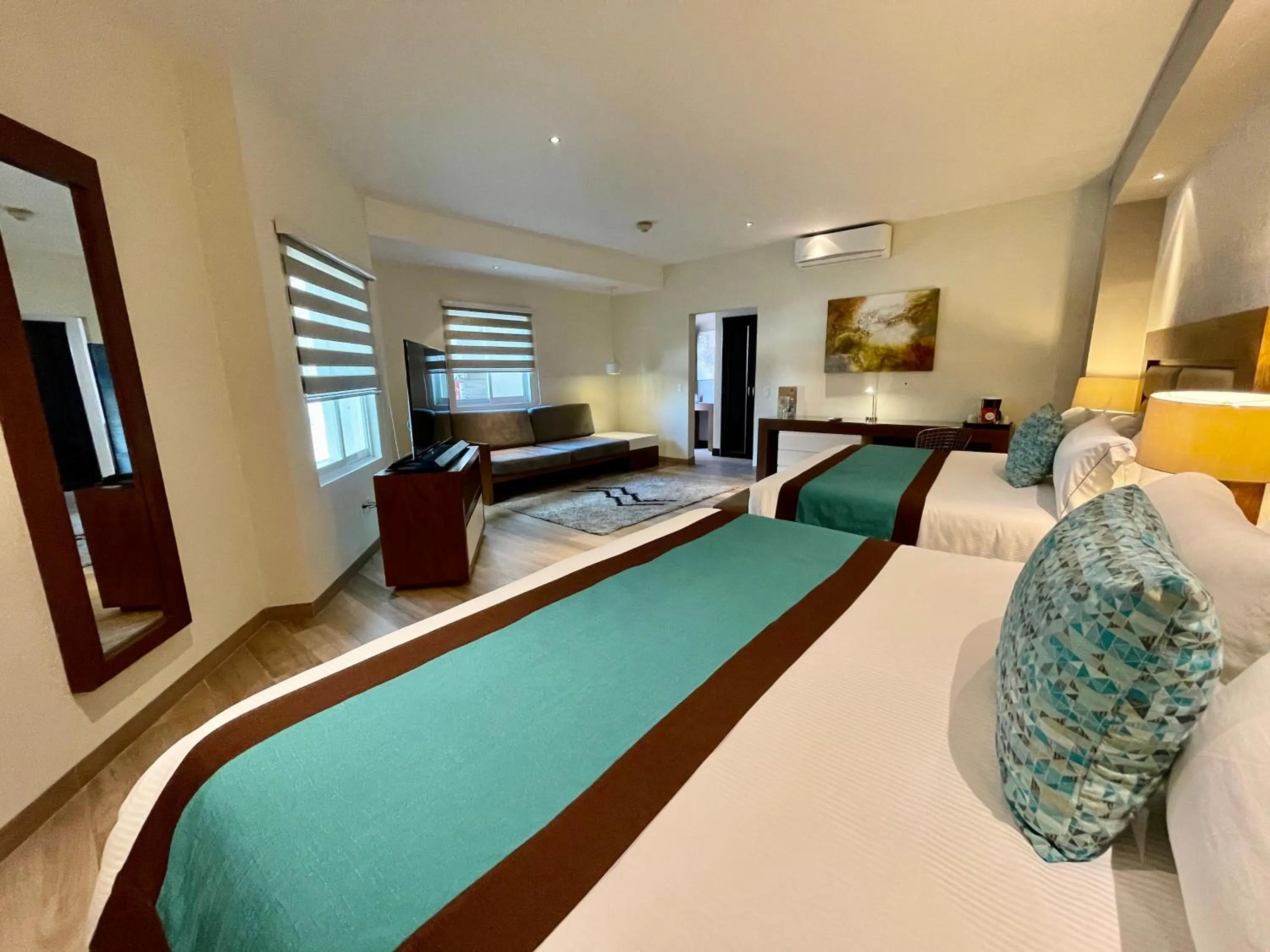 Property building, Bed in Áurea Hotel and Suites