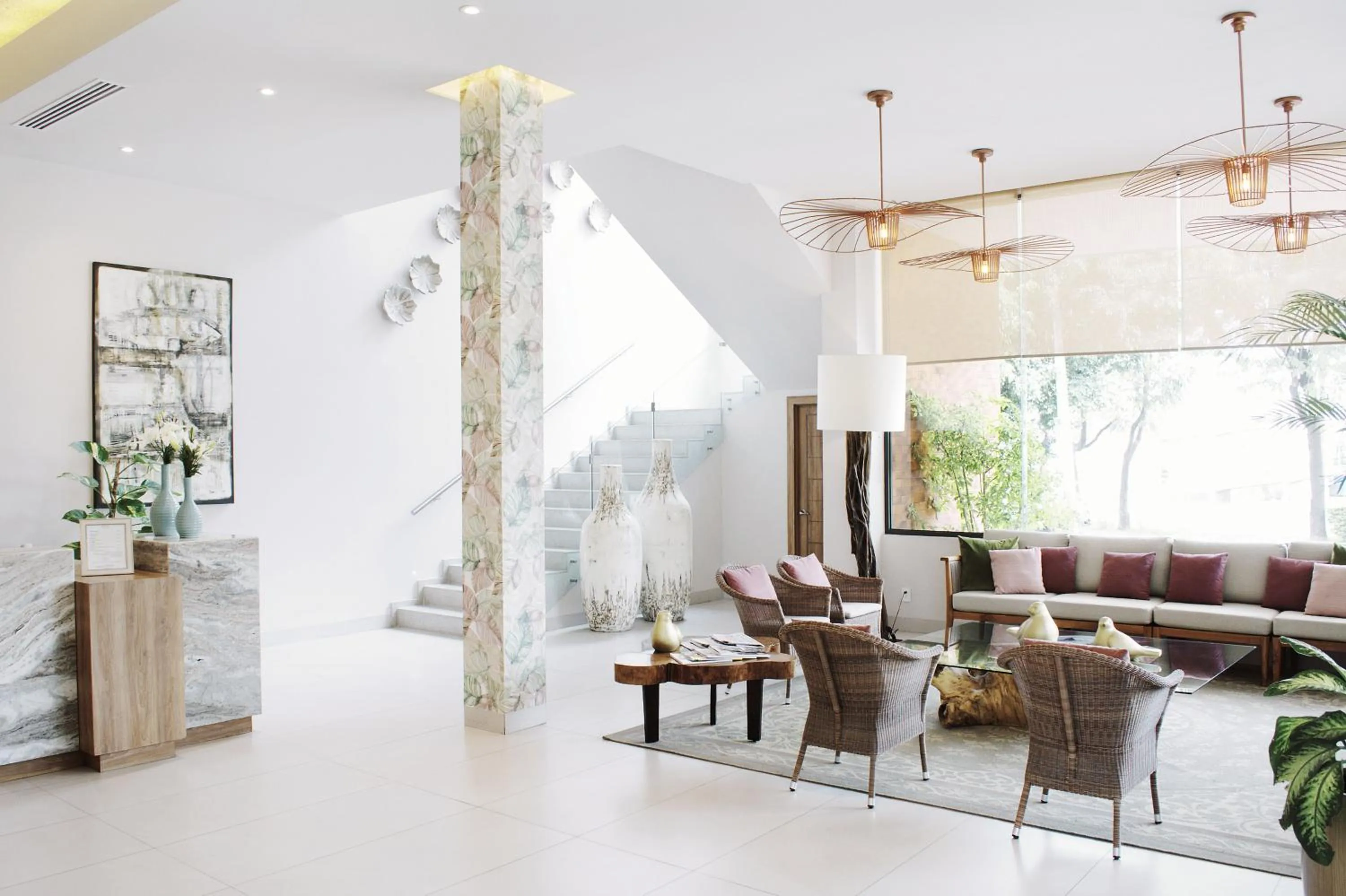 Staff in Áurea Hotel and Suites