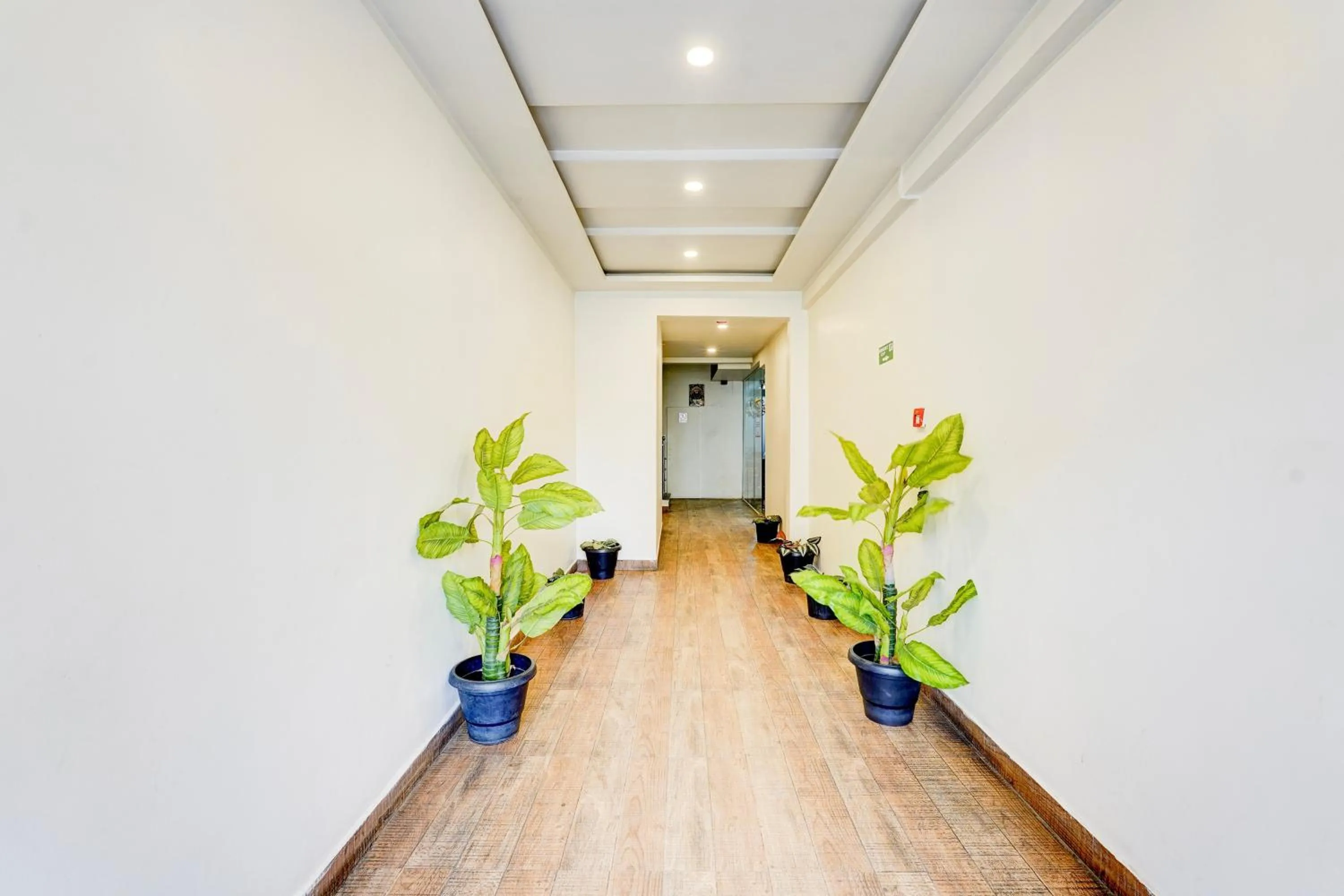 Lobby or reception in Super Townhouse Tirupati