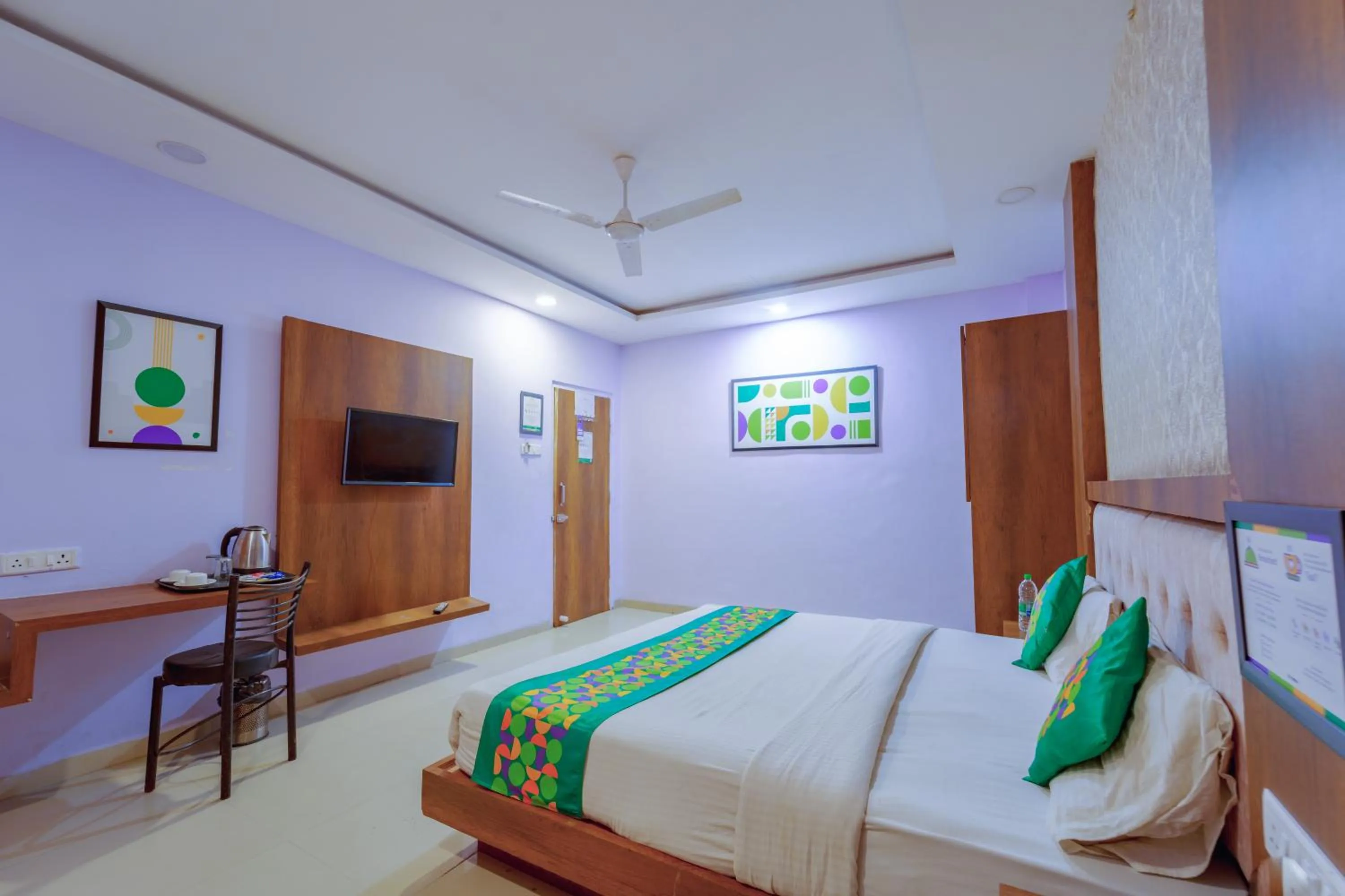 Bed in Treebo Royal Empire Indore