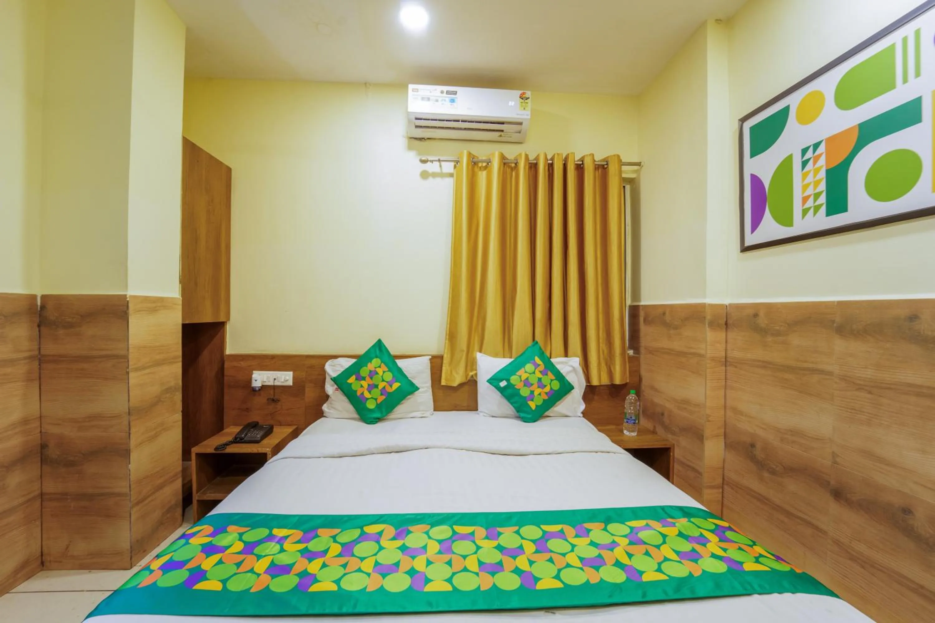 Bed in Treebo Royal Empire Indore