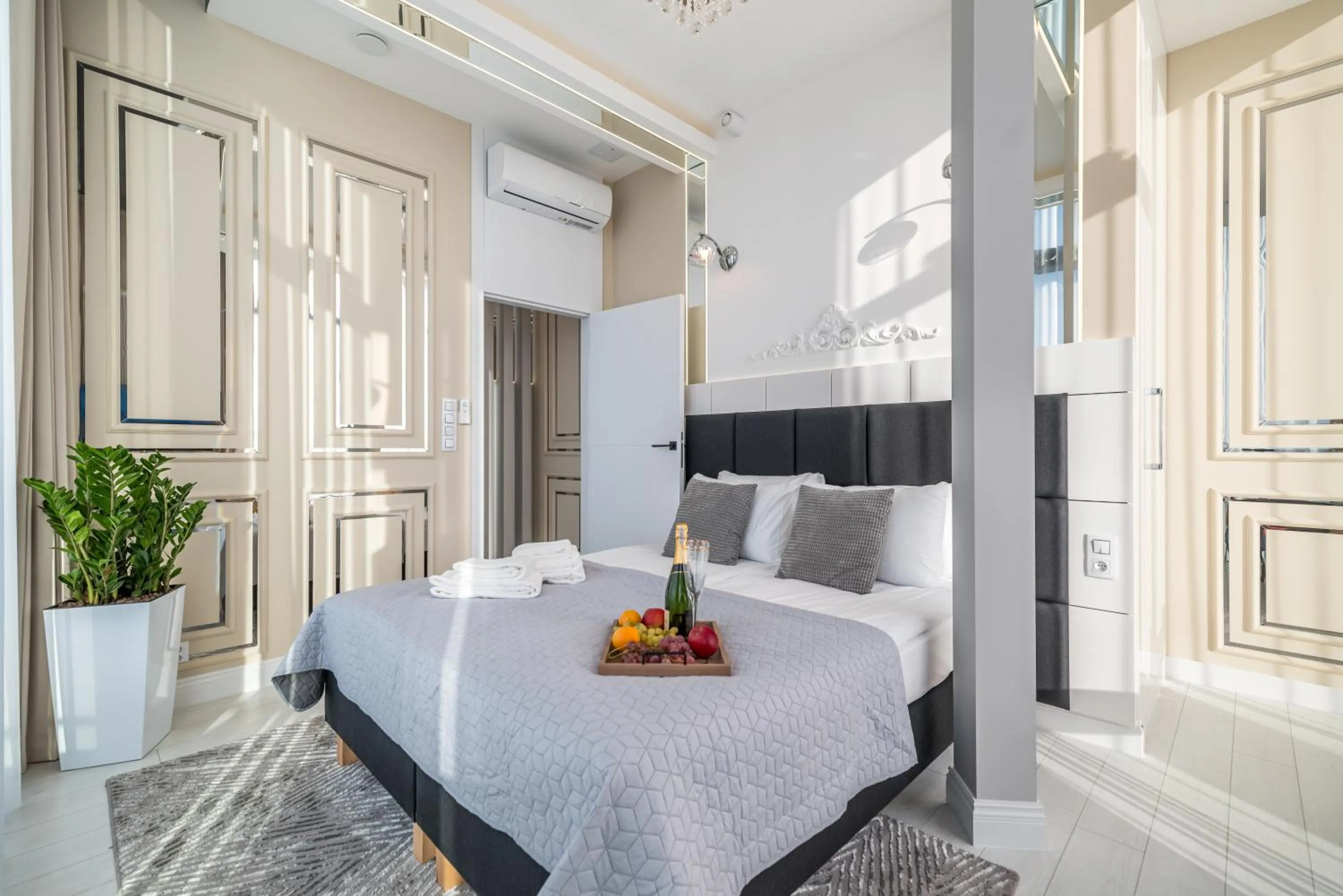 Bed in Q18 ApartHotel