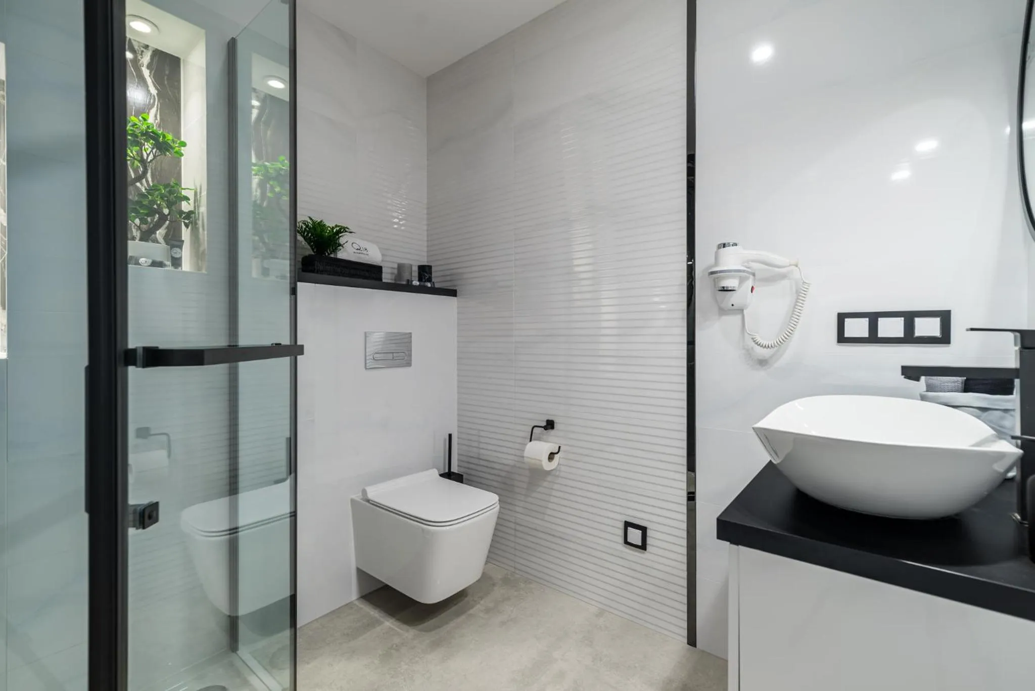 Toilet in Q18 ApartHotel