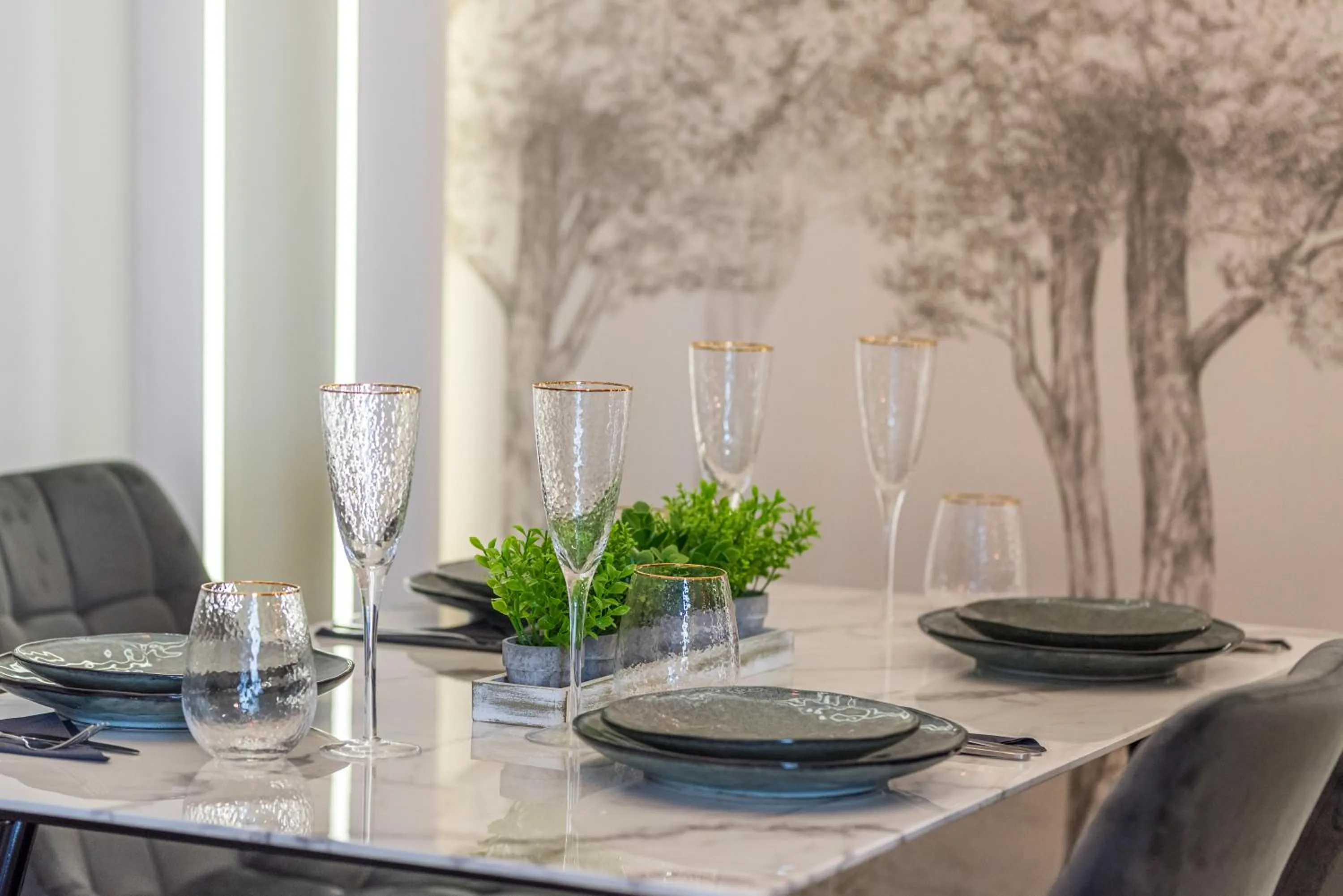 Dining area in Q18 ApartHotel