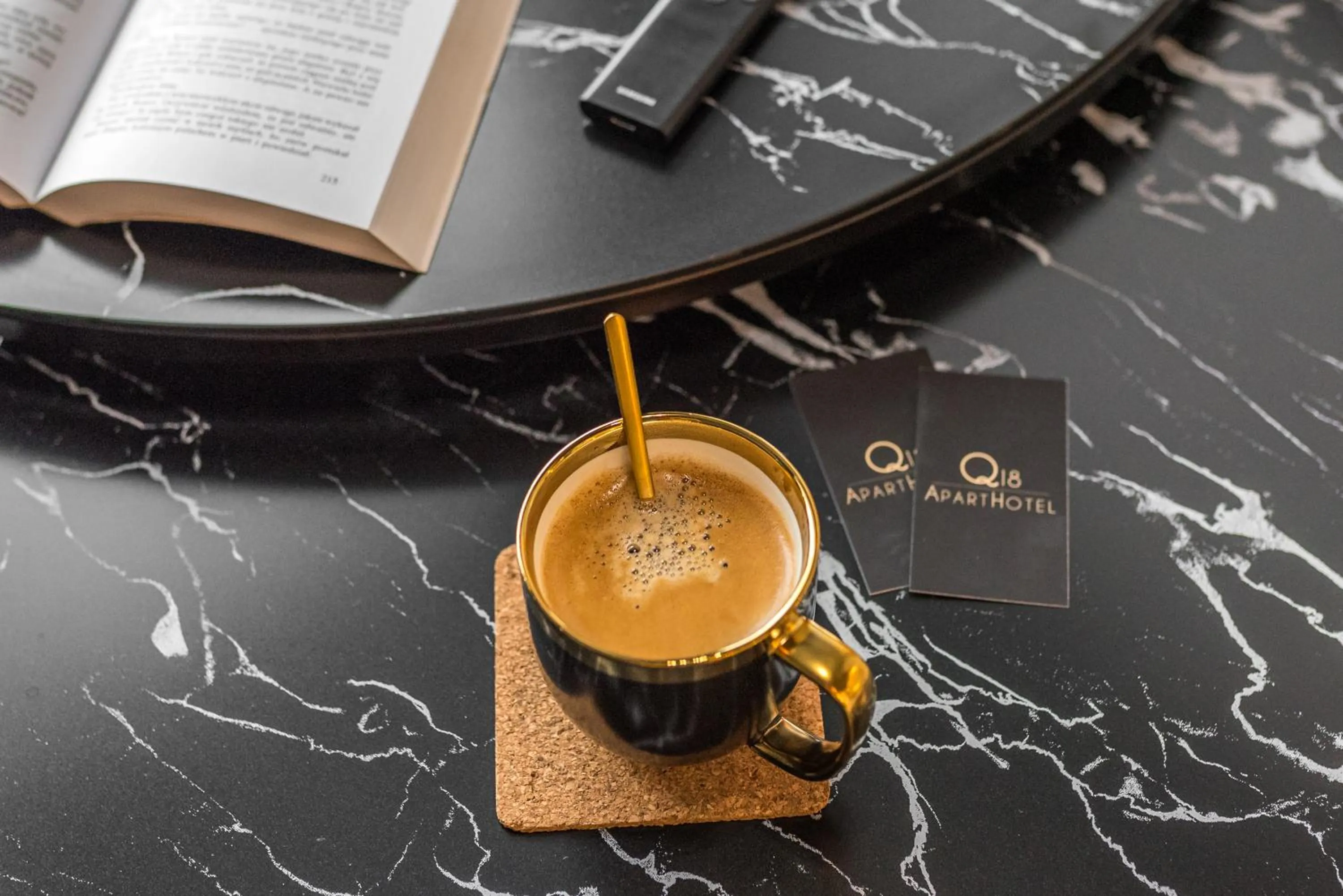 Coffee/tea facilities in Q18 ApartHotel