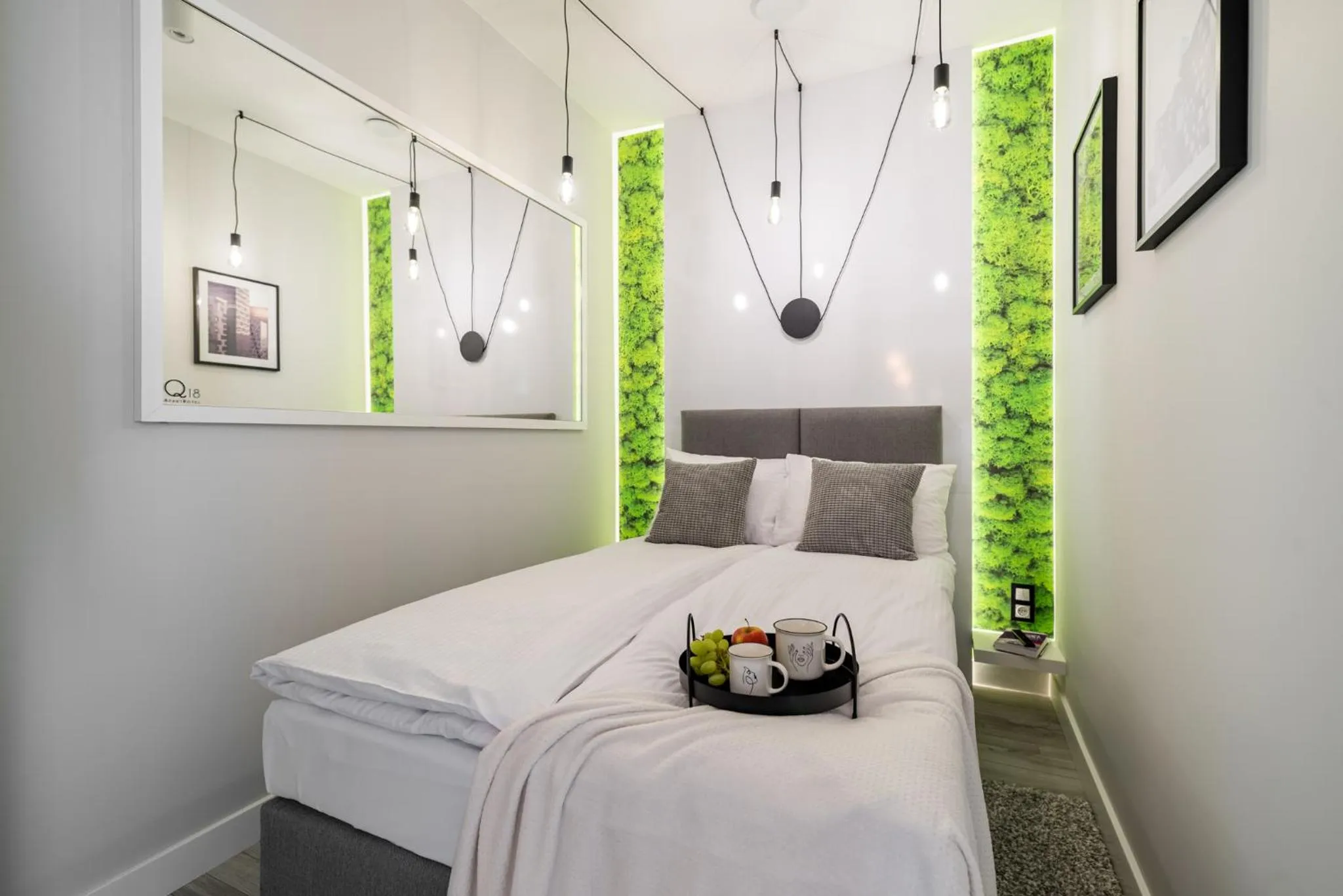 Bed in Q18 ApartHotel