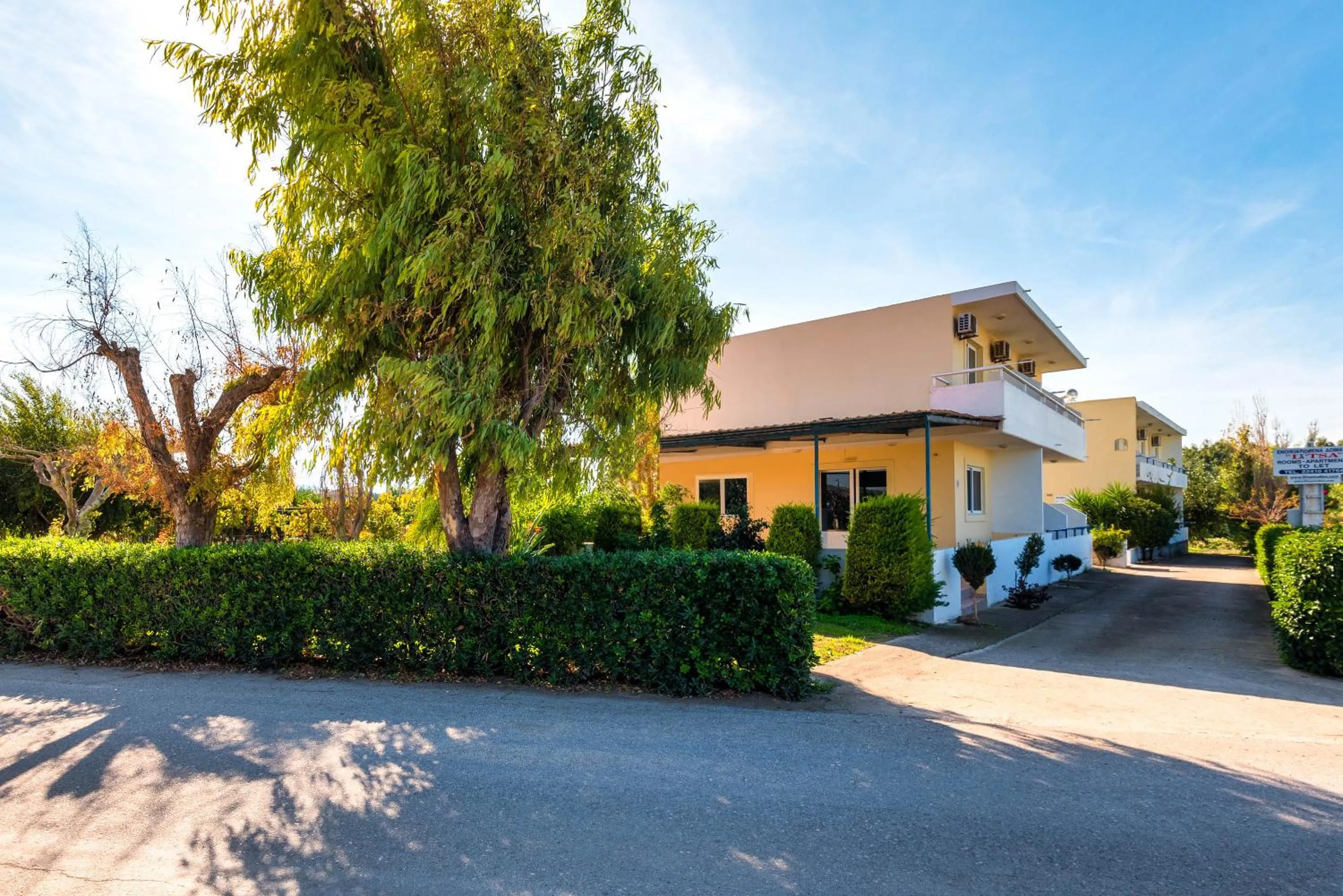 Property building in Litsas Studios