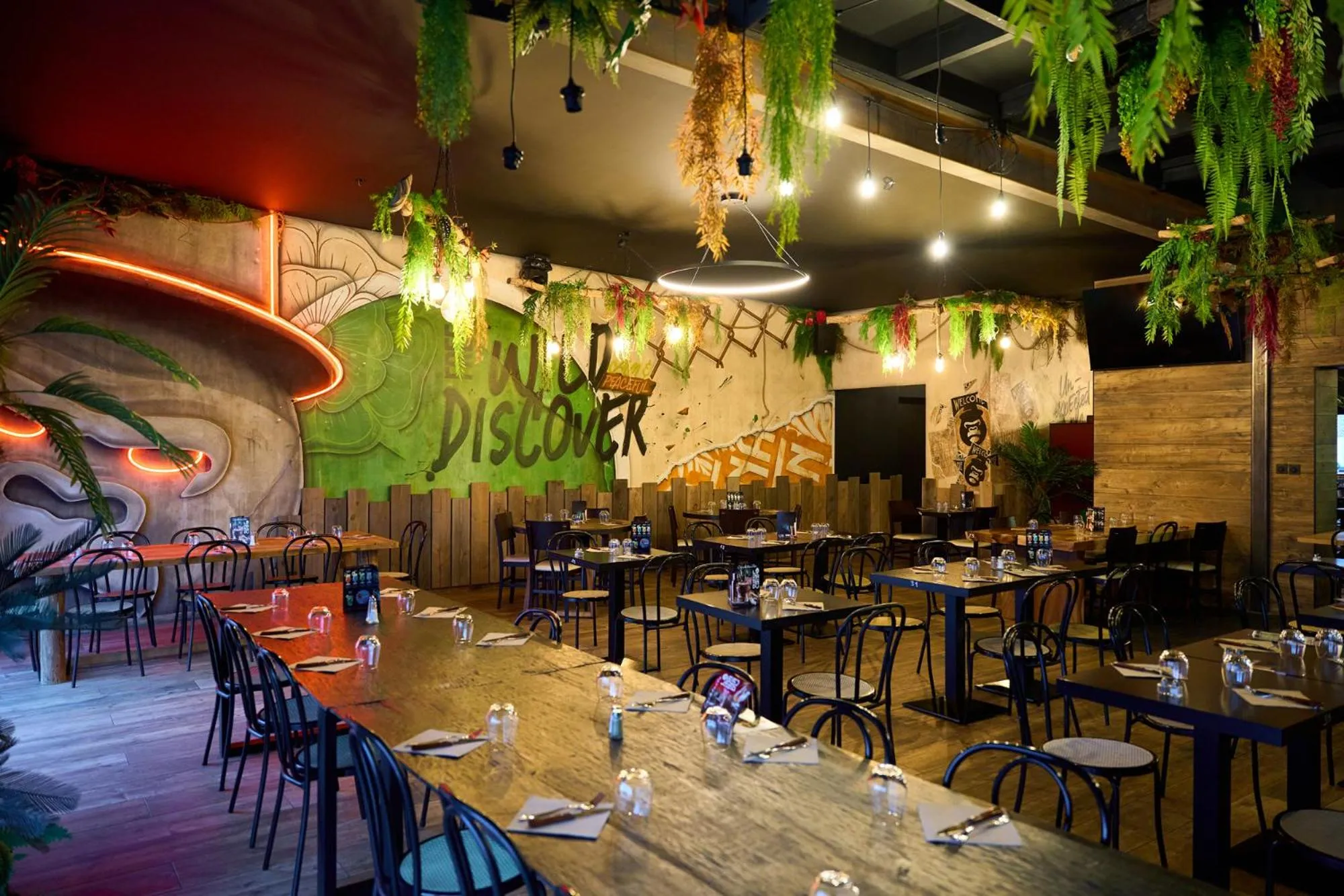 Restaurant/places to eat in In Jungle Hôtel