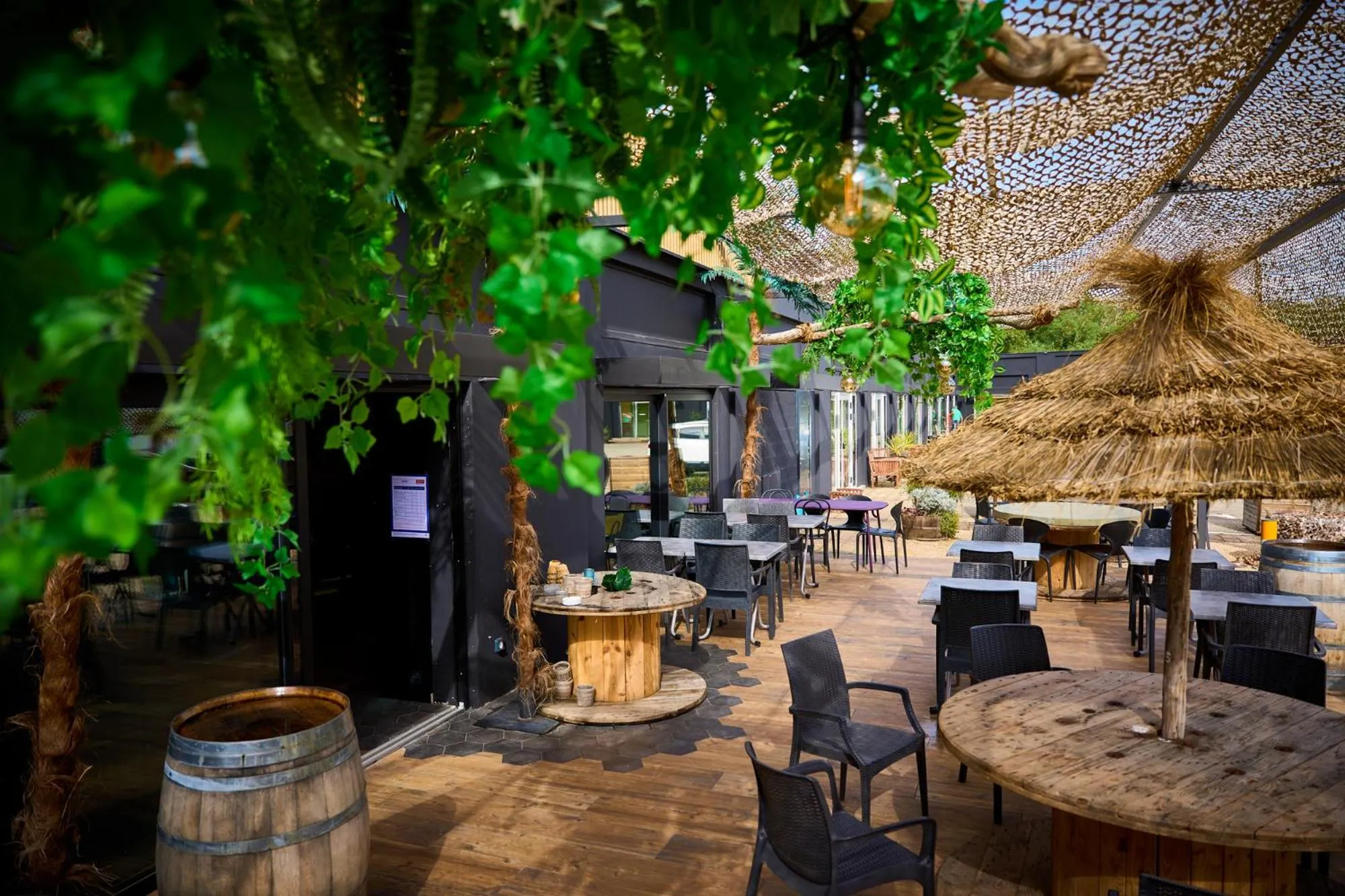 Patio in In Jungle Hôtel