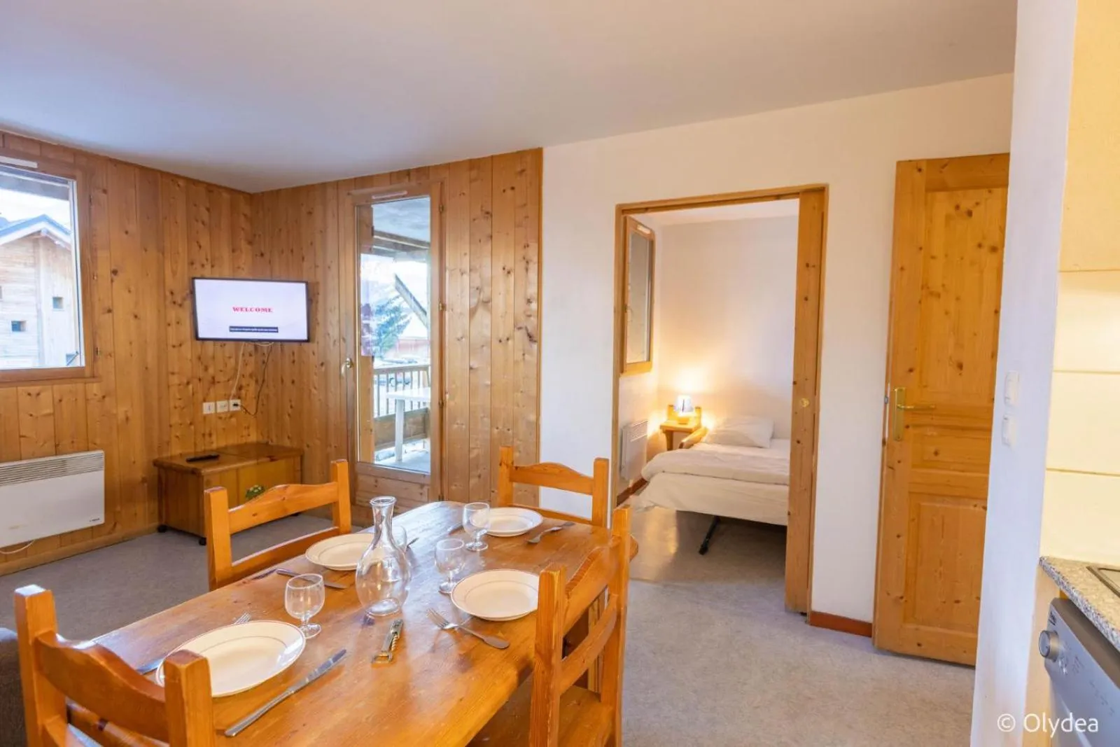 Dining area in Olydea Fontaine du Roi