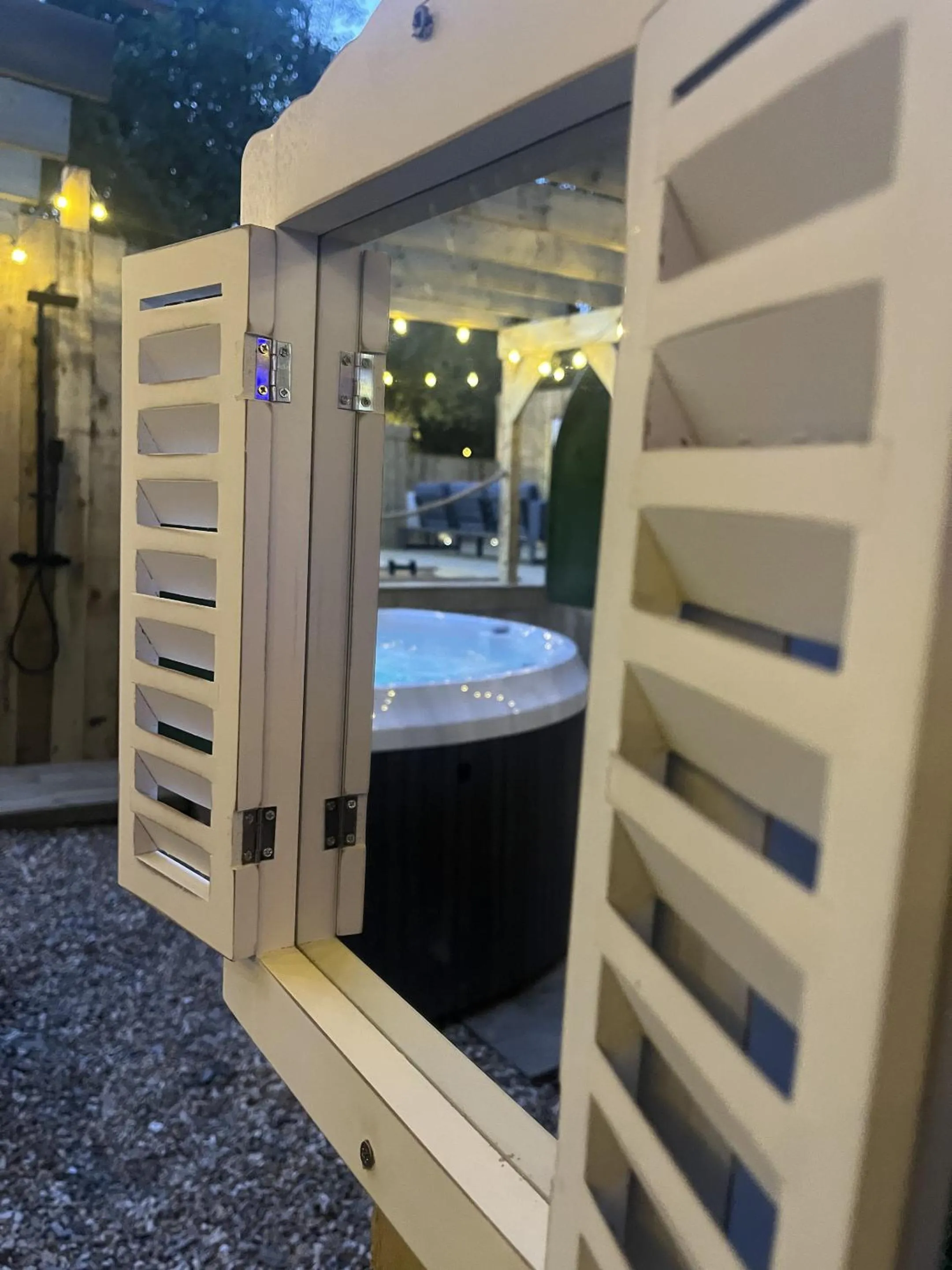 Property building in Cariad