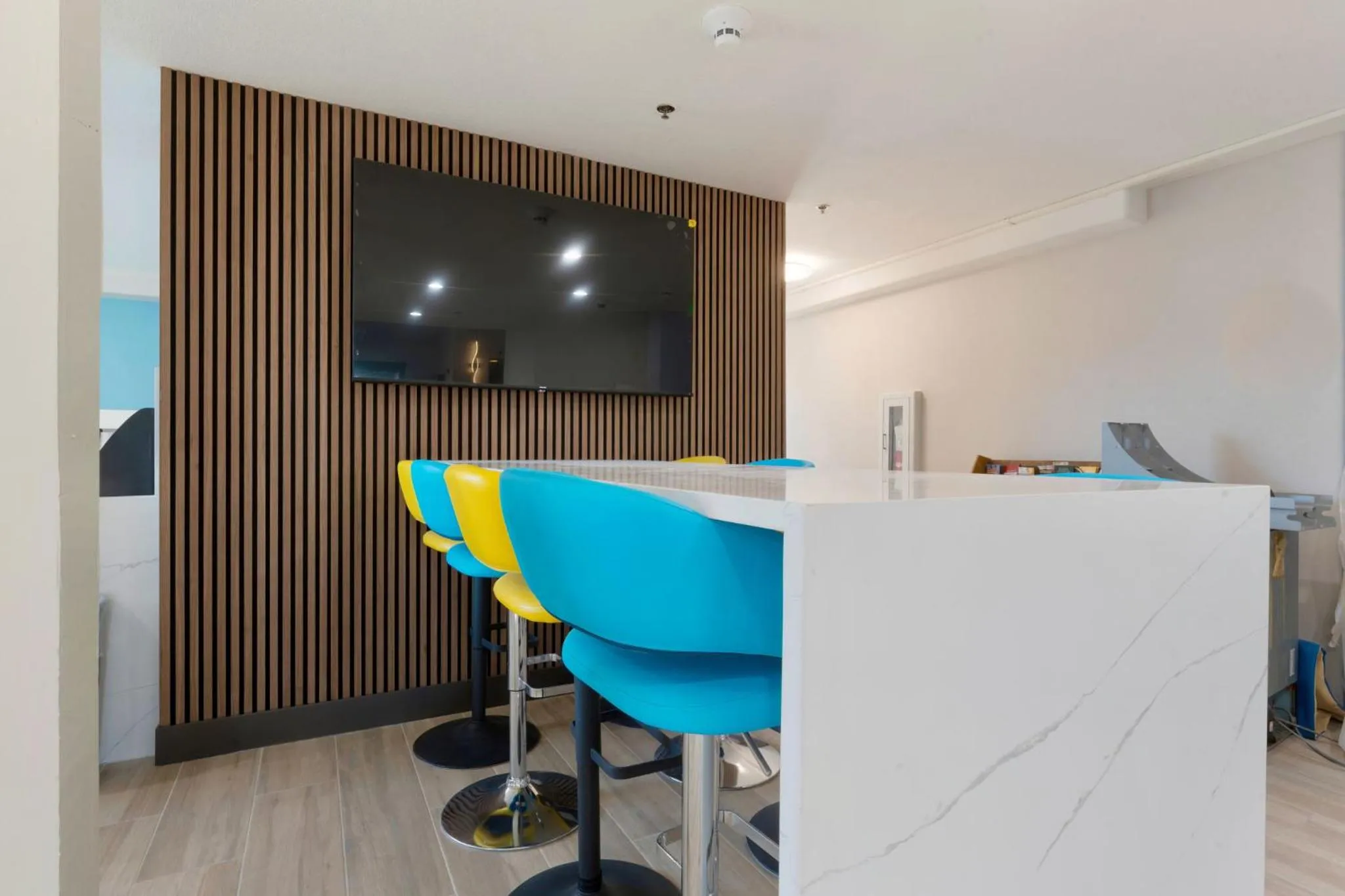 Seating area in Days Inn by Wyndham Thornton