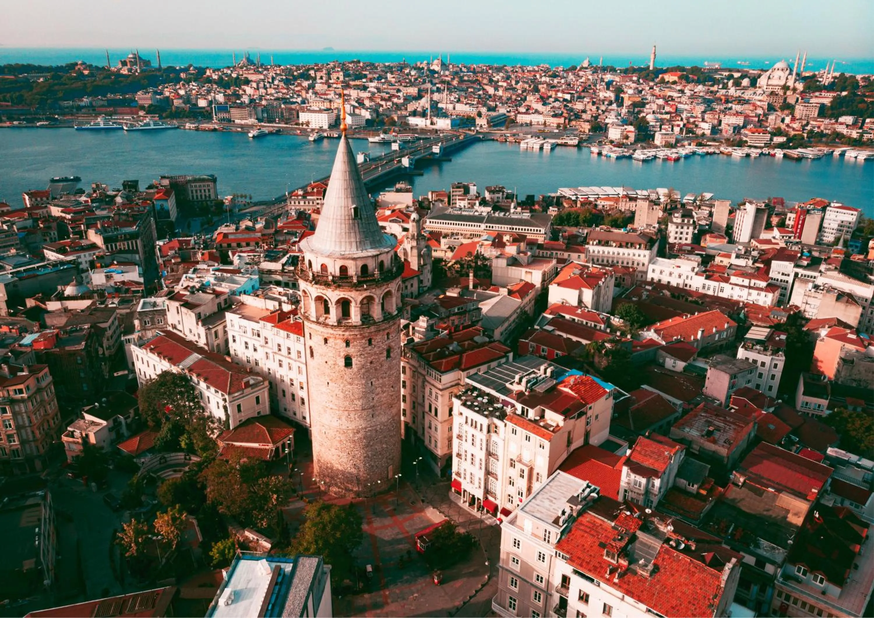 Property building in Taksim Istiklal Street Kamilbey Hotel