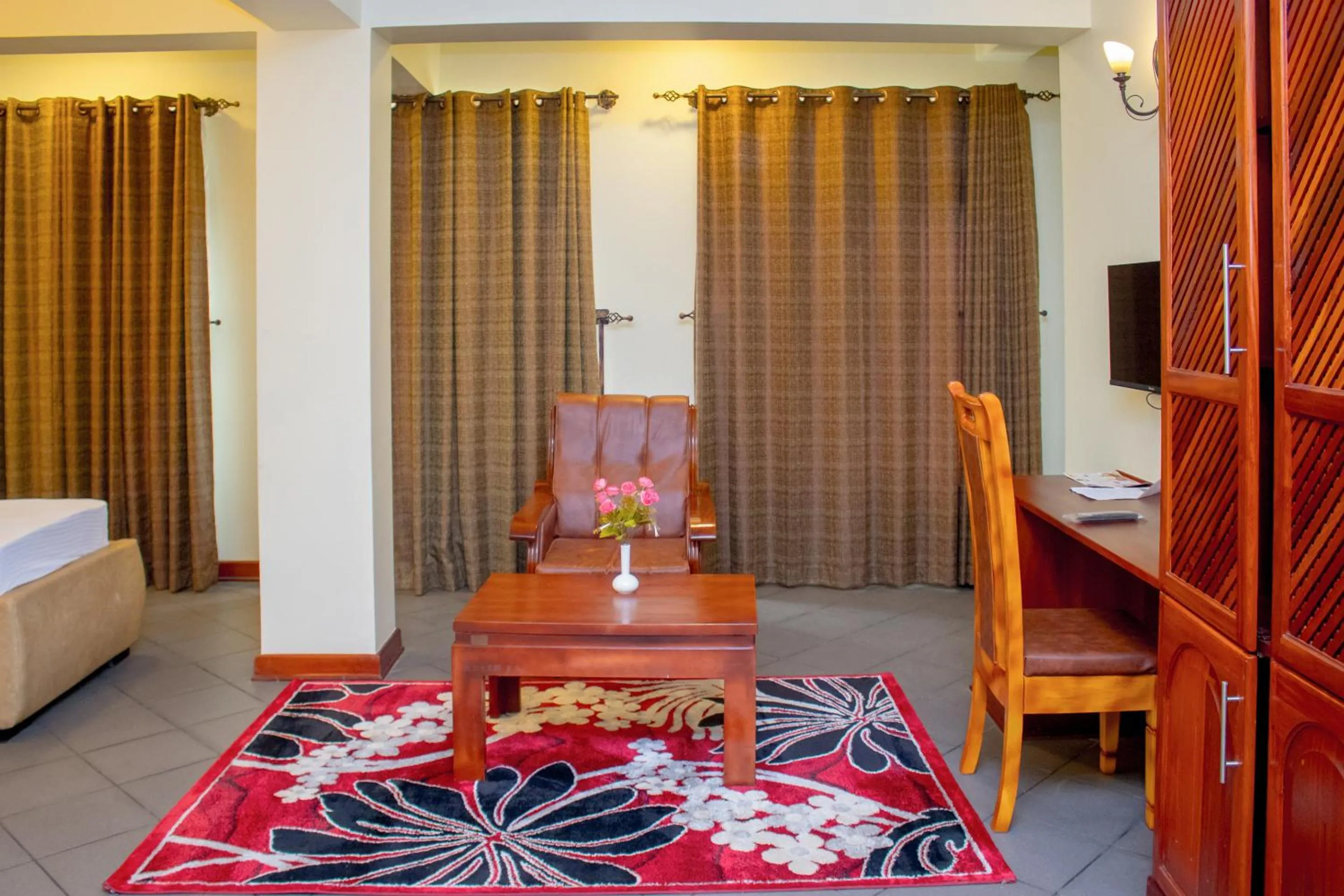 TV and multimedia in seven skies hotel