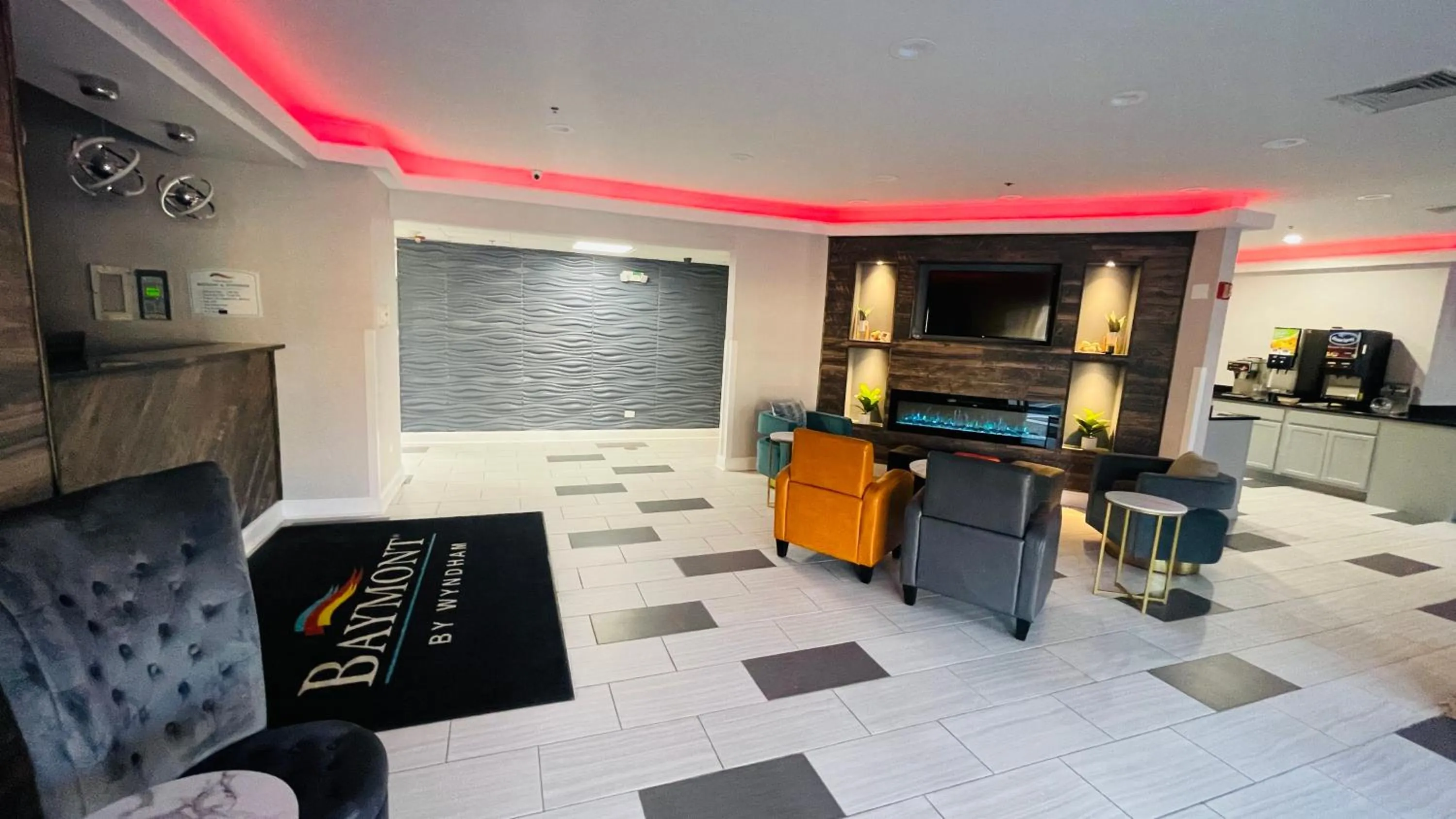 Lobby or reception in Baymont by Wyndham Chicago/Calumet City