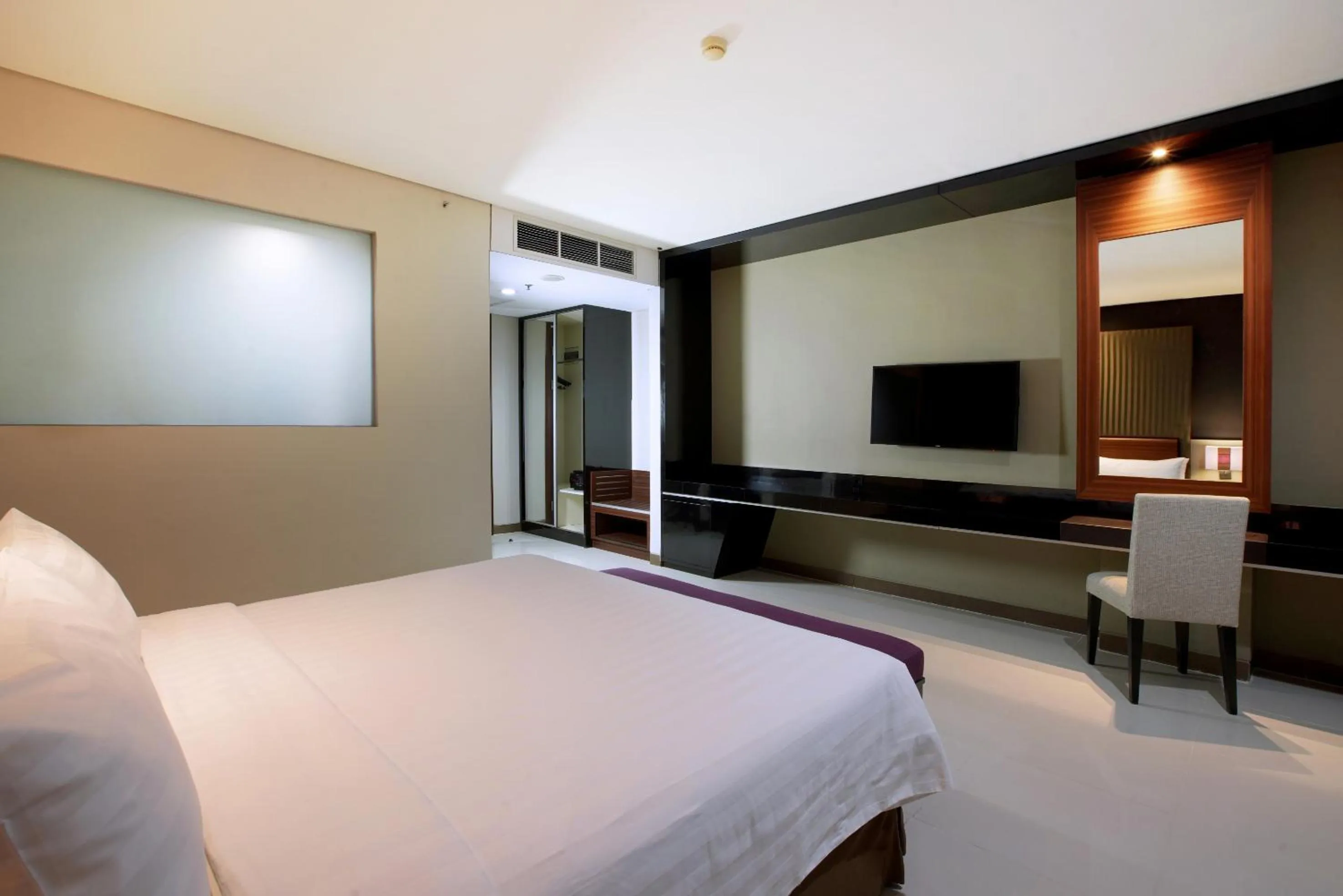 Bedroom, Bed in Aston Jambi Hotel & Conference Center