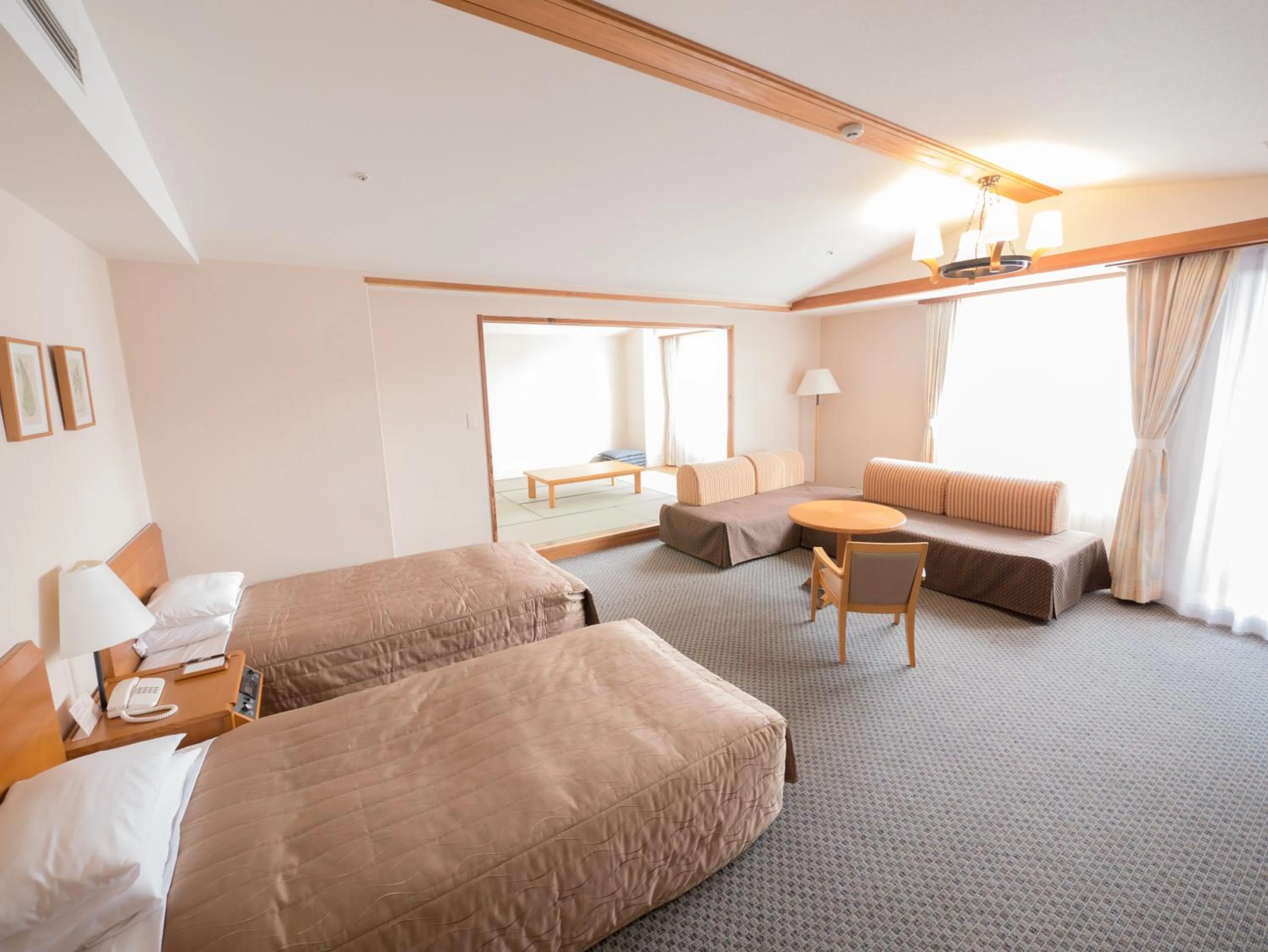 Photo of the whole room, Bed in Hotel Harvest Skijam Katsuyama