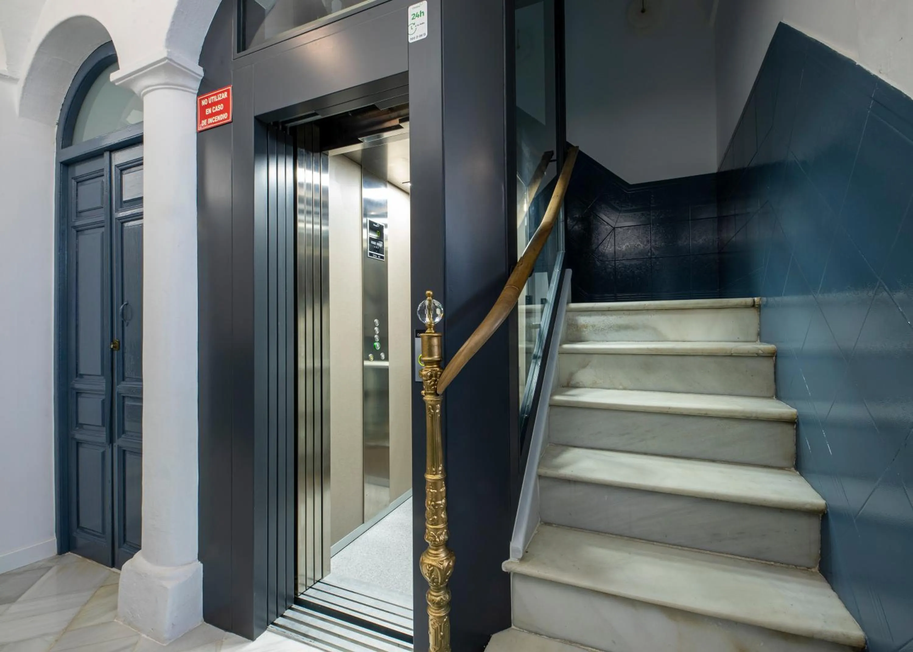 Lobby or reception in PETRONILA 1881