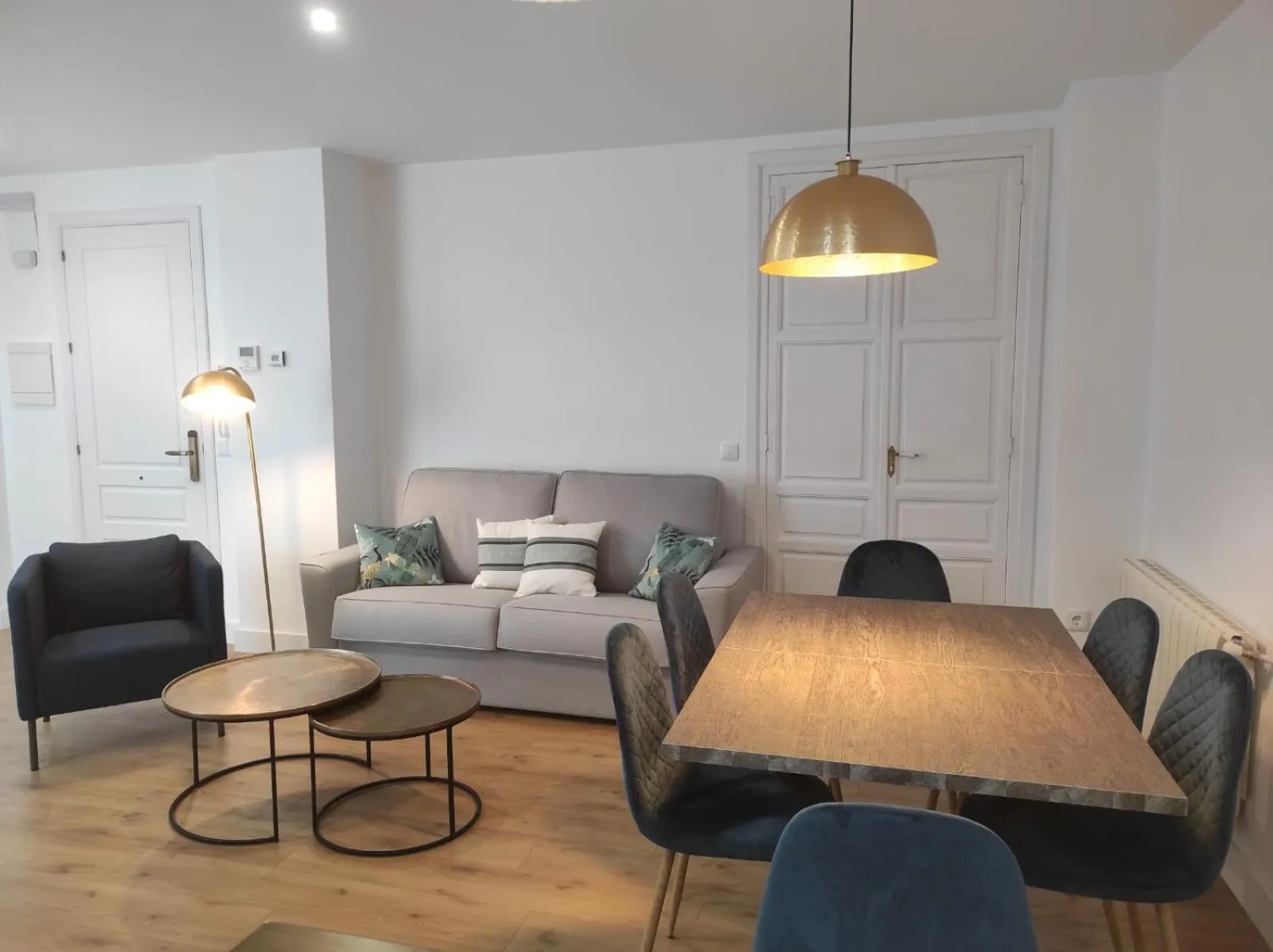 Other in PETRONILA 1881