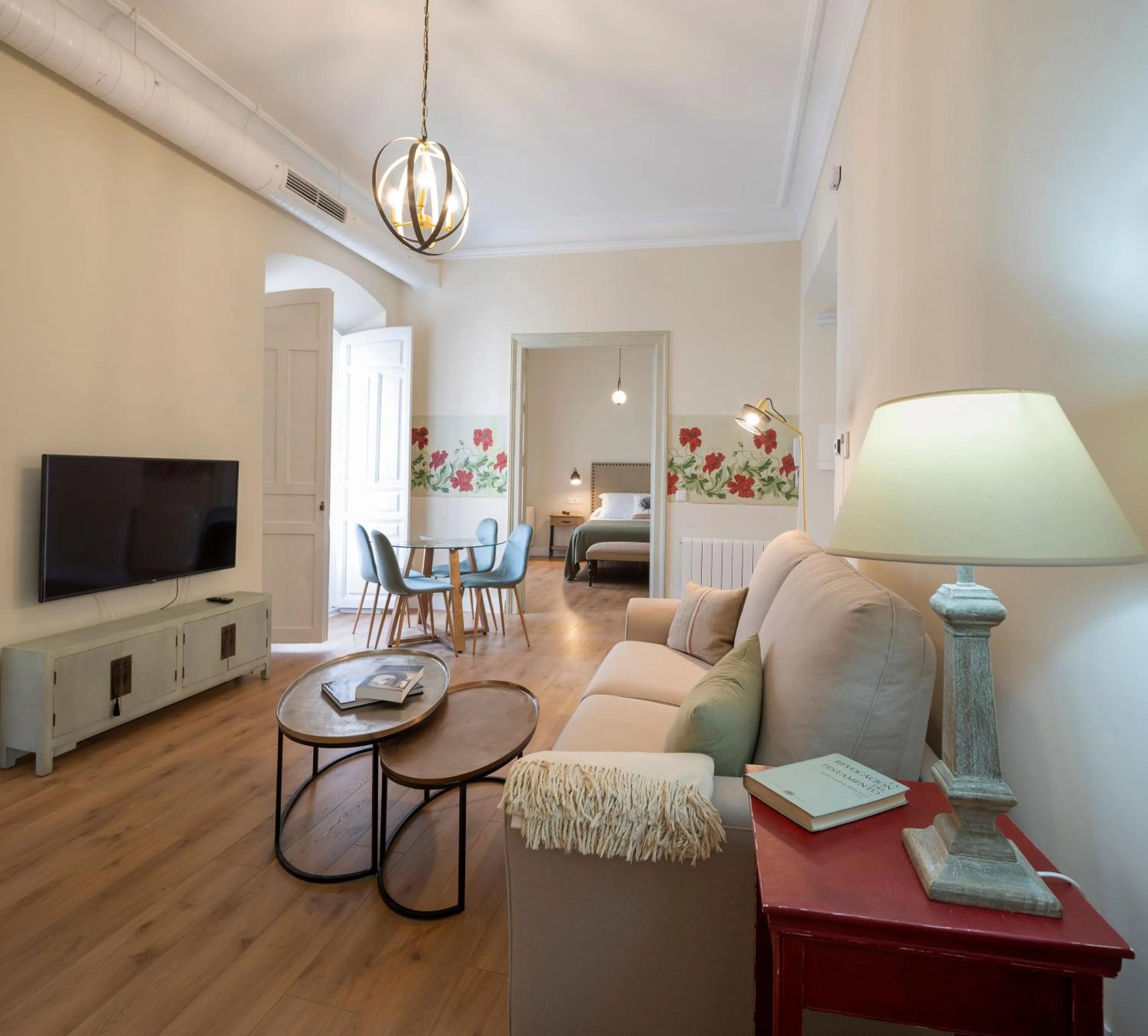 Other in PETRONILA 1881