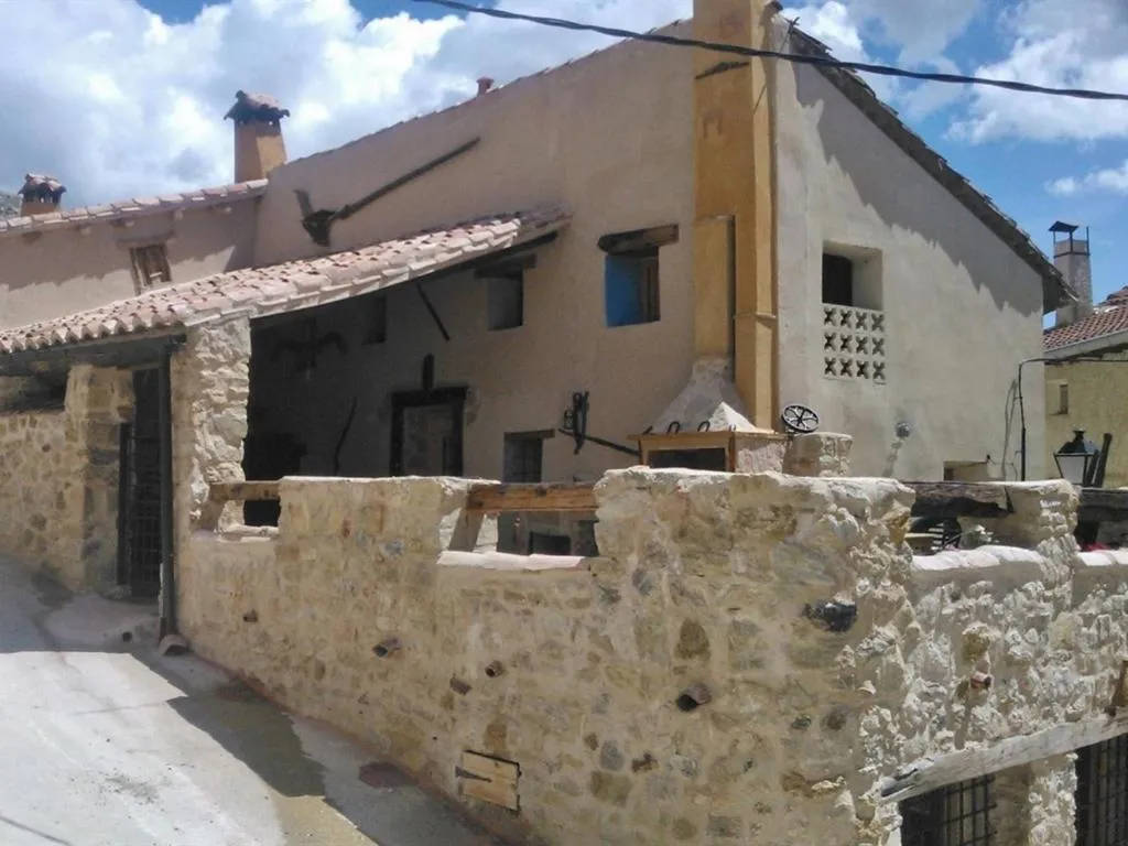 Property building in Mirador del Maestrazgo