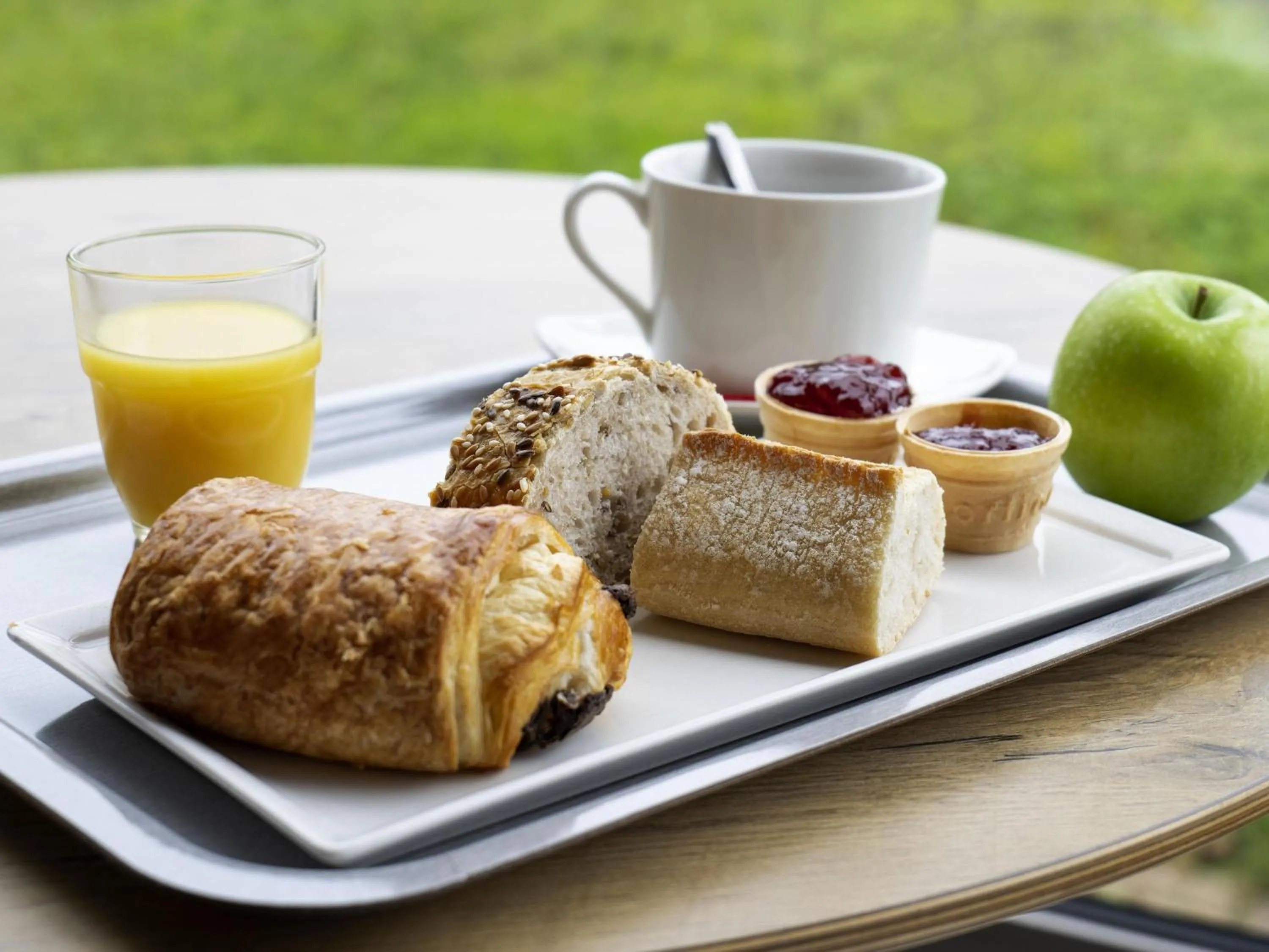 Breakfast in ibis Moulins