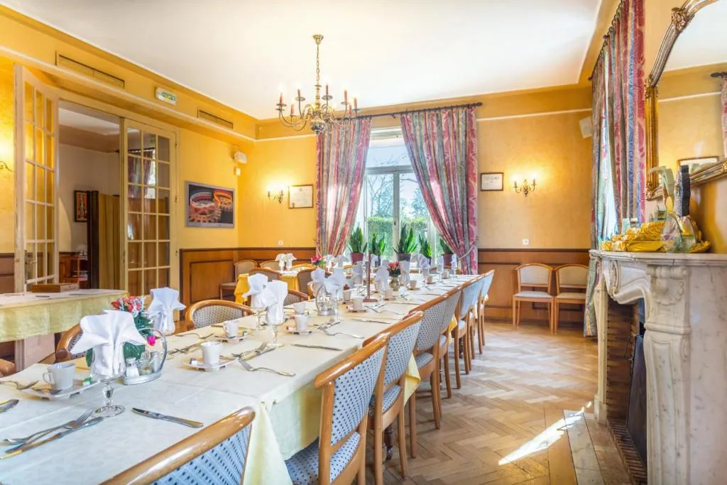 Banquet/Function facilities in Logis Hotel Restaurant Remotel