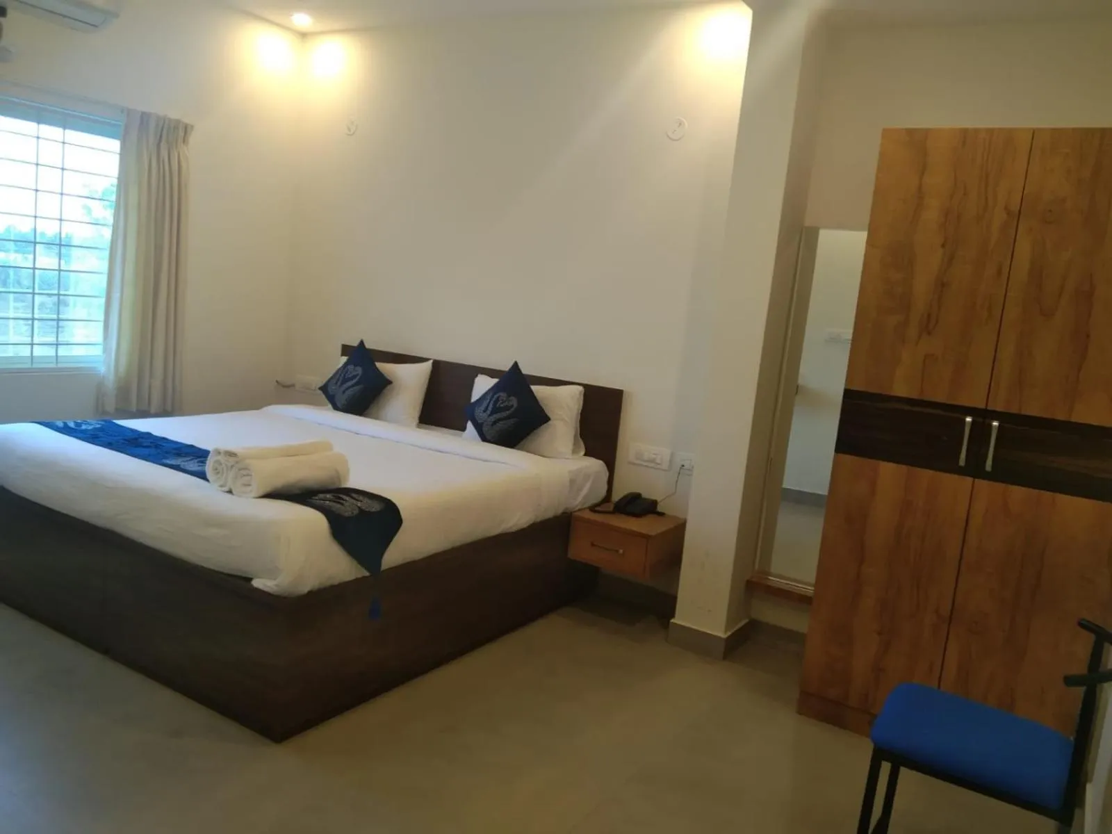 Bed in Hotel Amulya Fine Dine